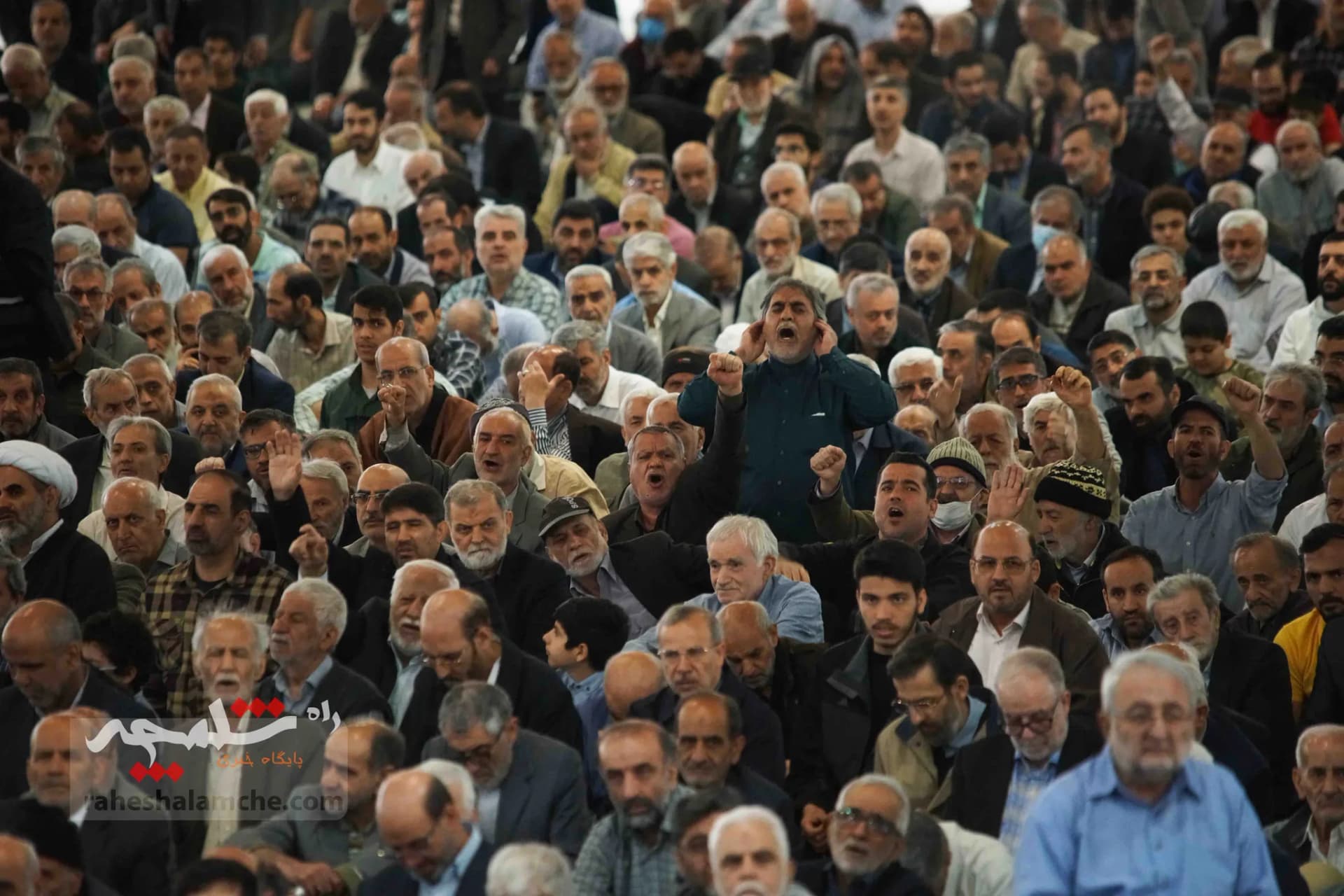 تصاویر این هفته نمازجمعه تهران بر خلاف برخی از رسانهها! — تصویر 32