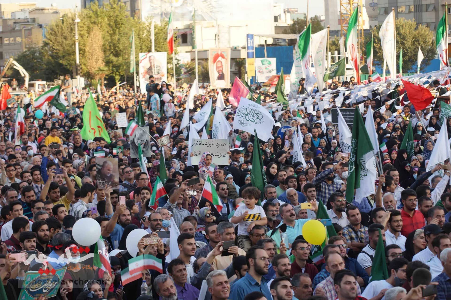 جشن باشکوه مردم تهران +تصاویر — تصویر 27