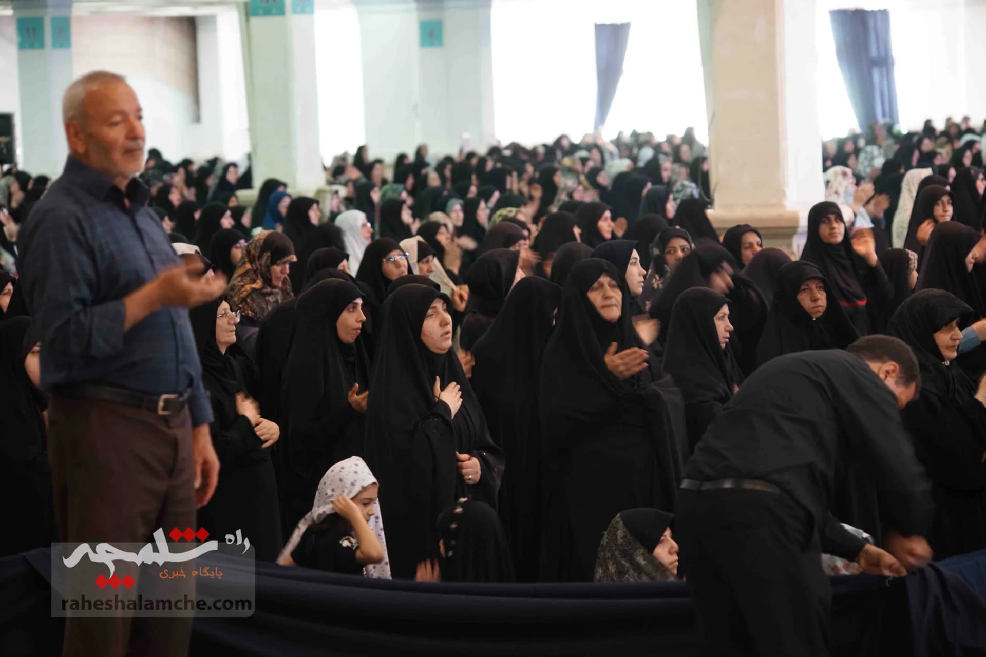 نمازجمعه این هفته تهران برگزار شد +تصاویر — تصویر 6