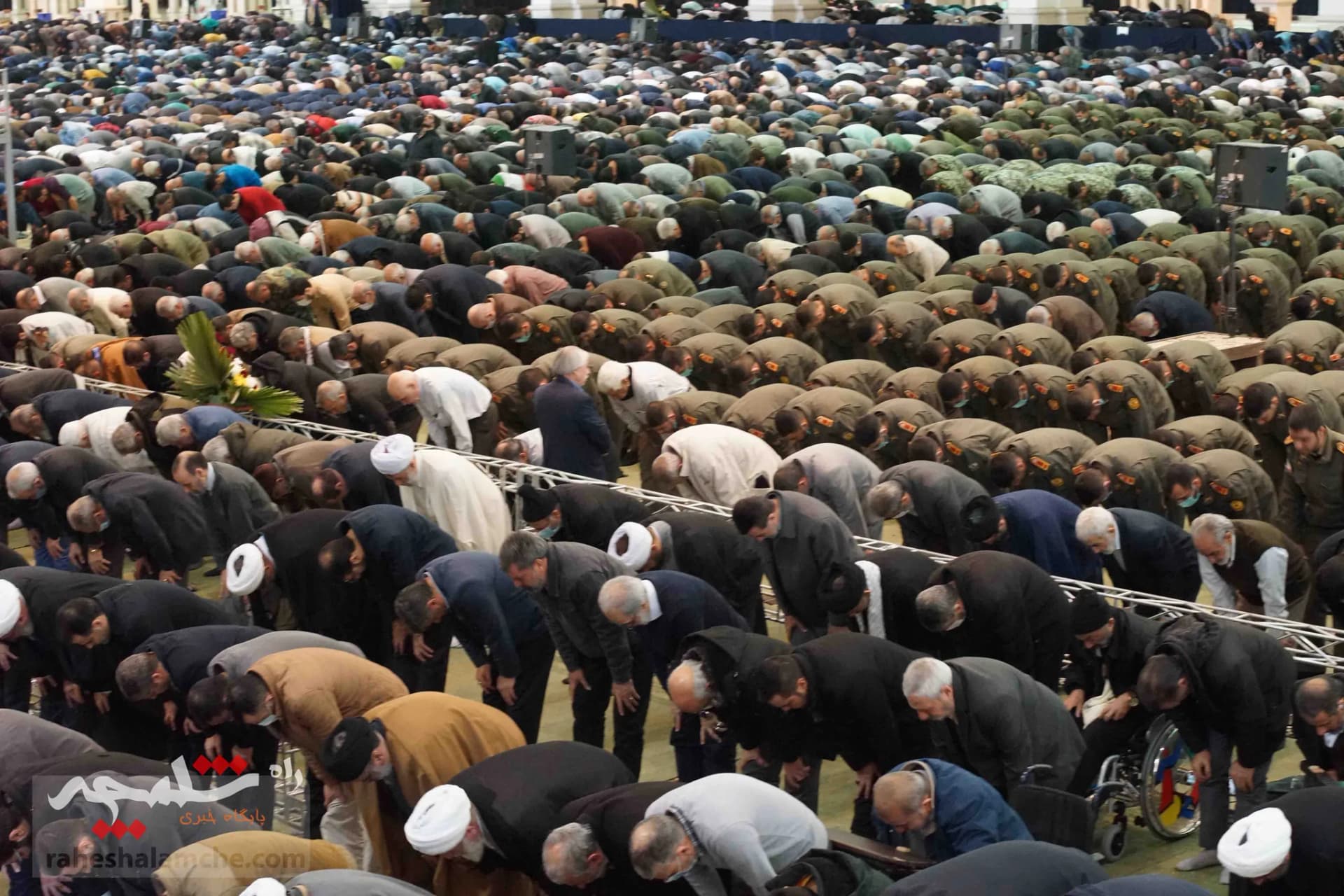 نمازجمعه این هفته تهران در مصلی امام خمینی(ره) برگزار شد +تصاویر — تصویر 68