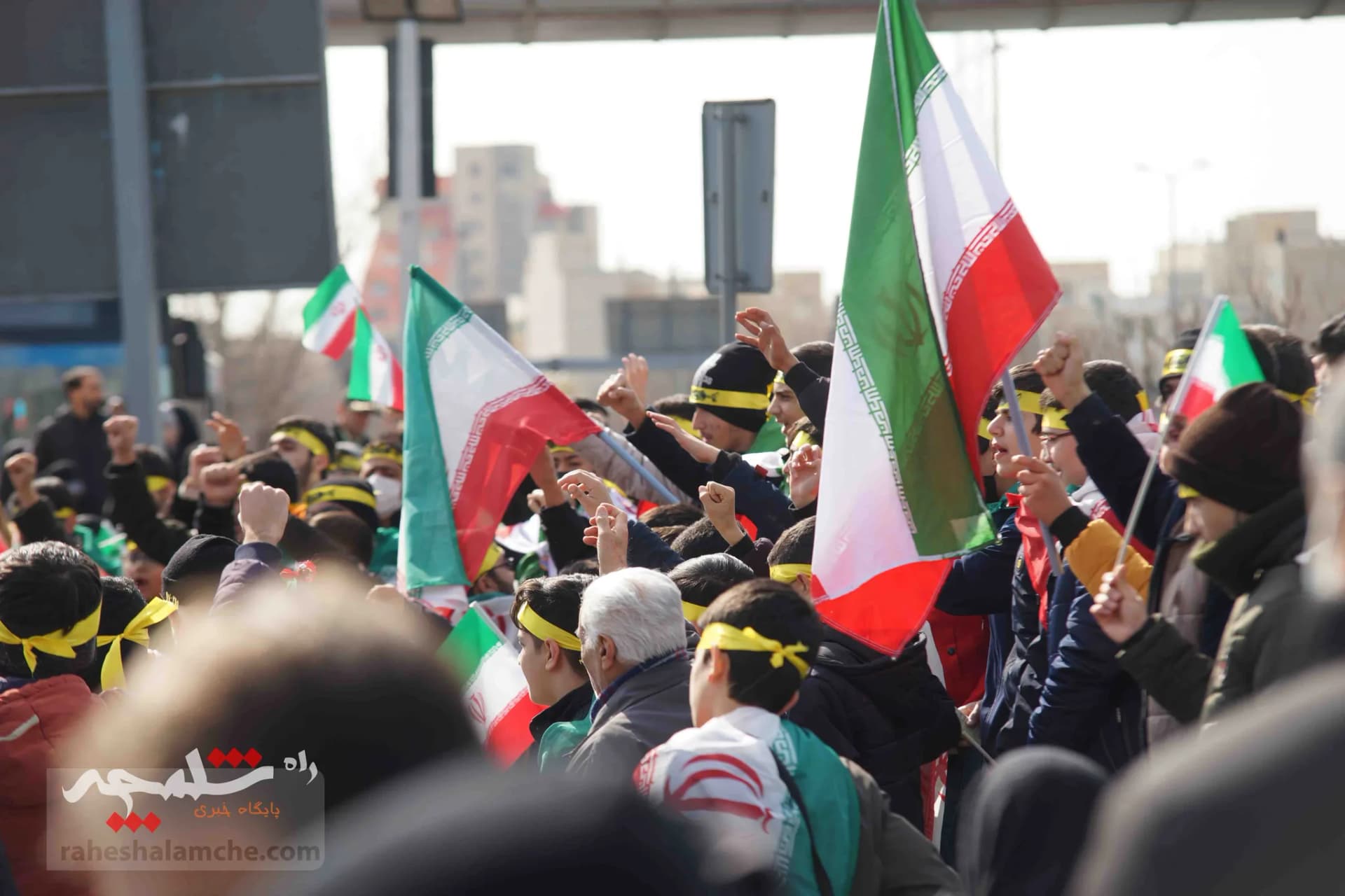 خروش ملت استوار ایران اسلامی در جشن ۴۴سالگی انقلاب اسلامی +تصاویر — تصویر 7