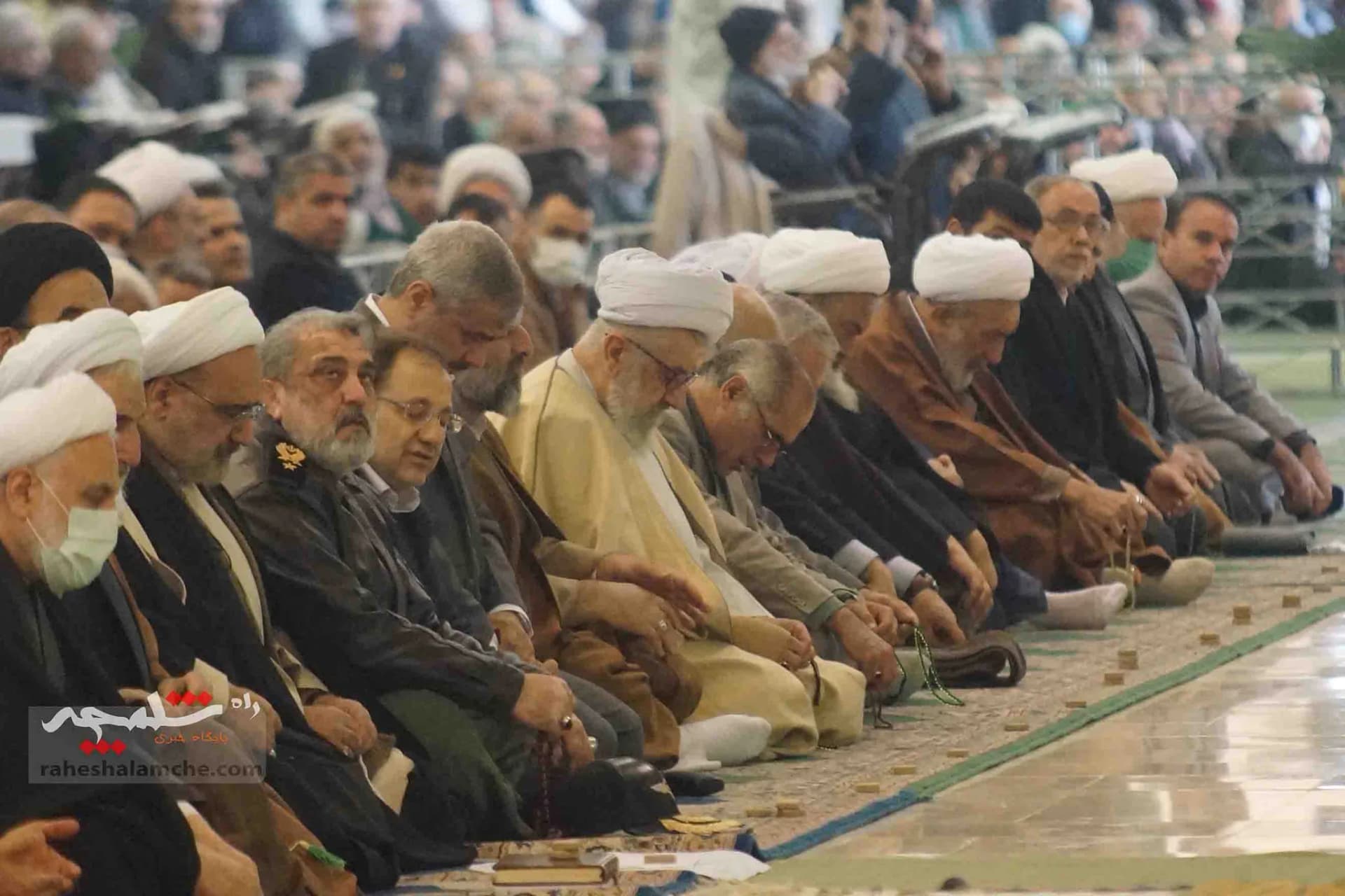 نمازجمعه این هفته تهران در مصلی امام خمینی(ره) برگزار شد +تصاویر — تصویر 45