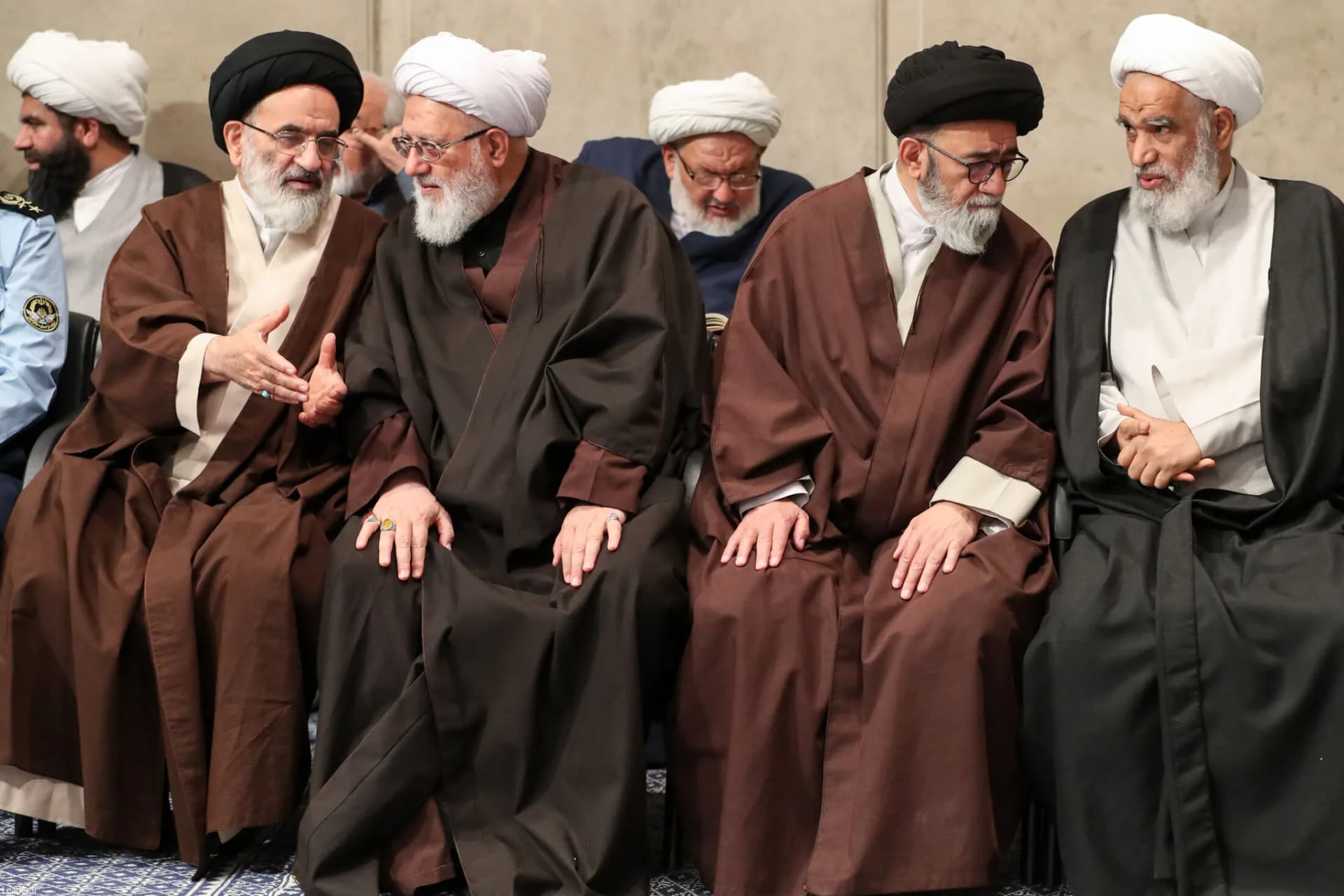 دیدار رمضانی کارگزارن نظام با رهبر انقلاب +تصاویر — تصویر 40