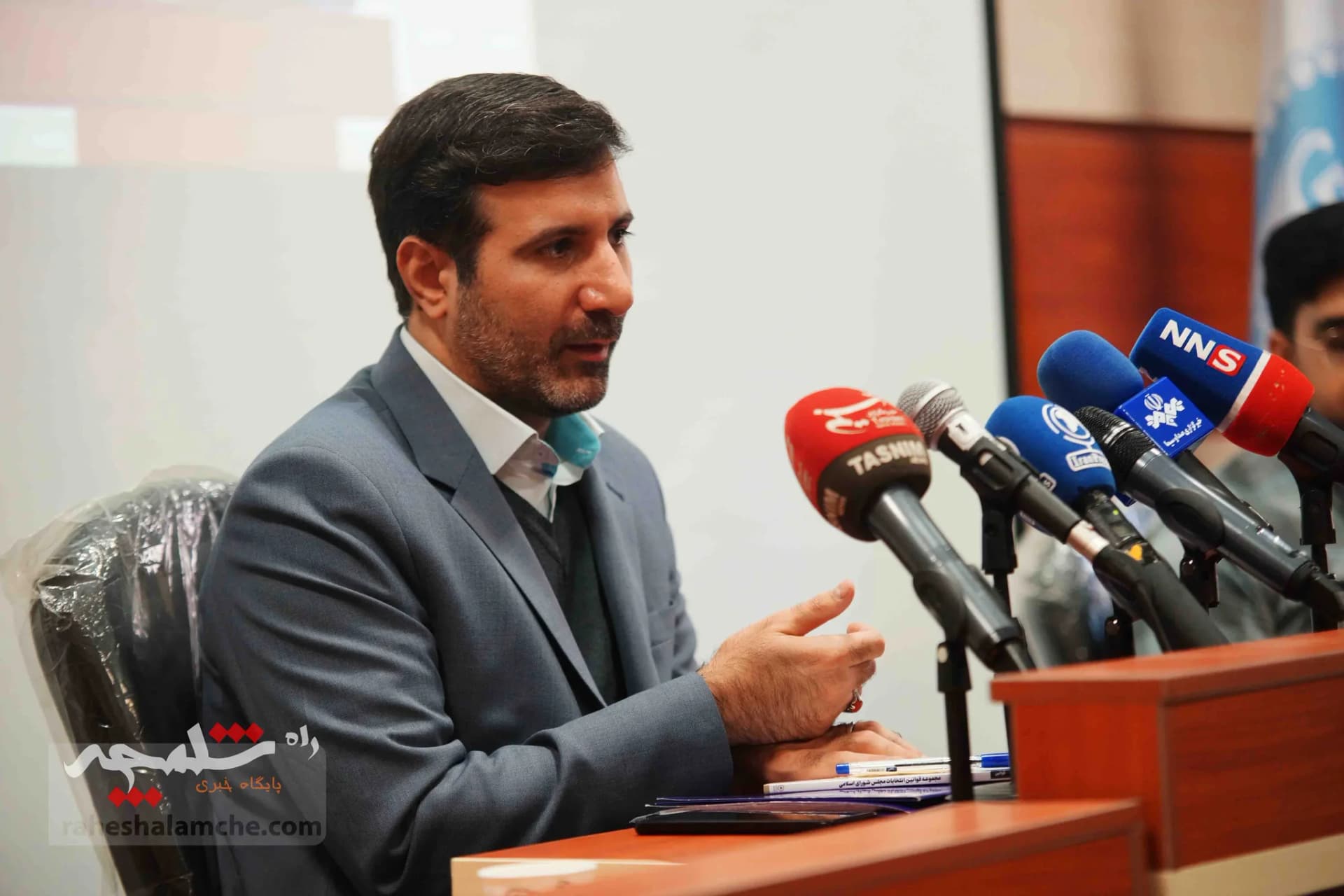 جلسه پرسش و پاسخ طحان‌نظیف با دانشجویان دانشگاه تهران +تصاویر — تصویر 24