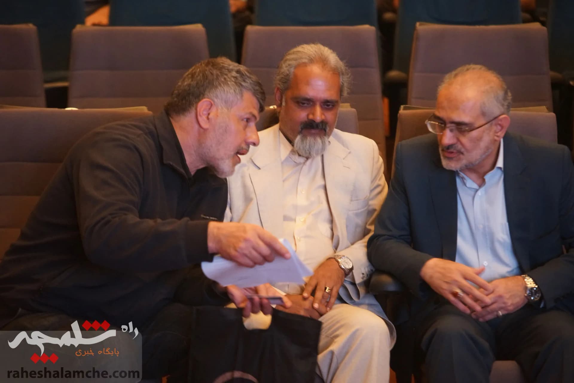 گزارش تصویری همایش «آقای نادر» با حضور معاون پارلمانی رئیسجمهور — تصویر 37