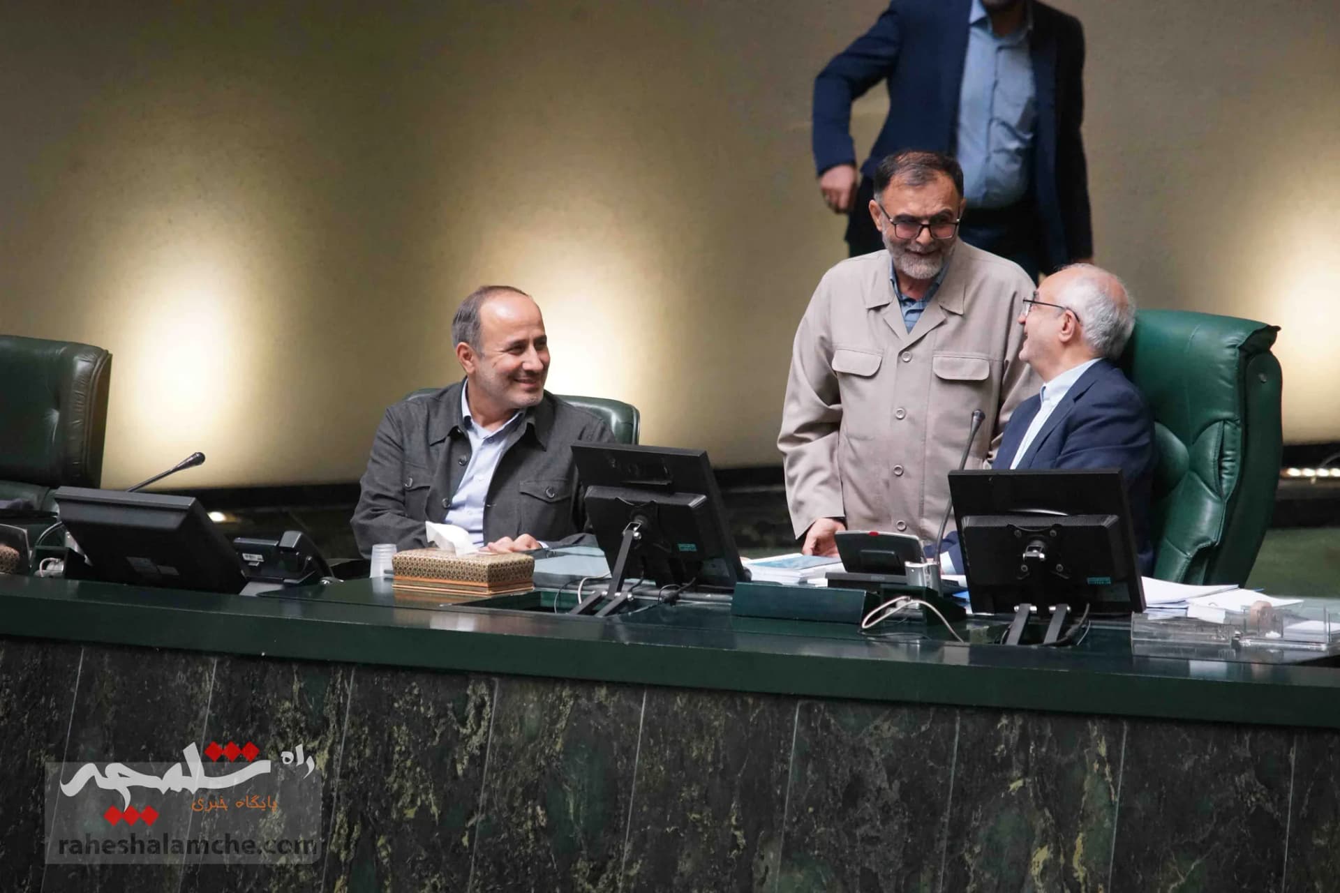 گزارش تصویری صحن علنی در روزهای پایانی مجلس یازدهم — تصویر 7