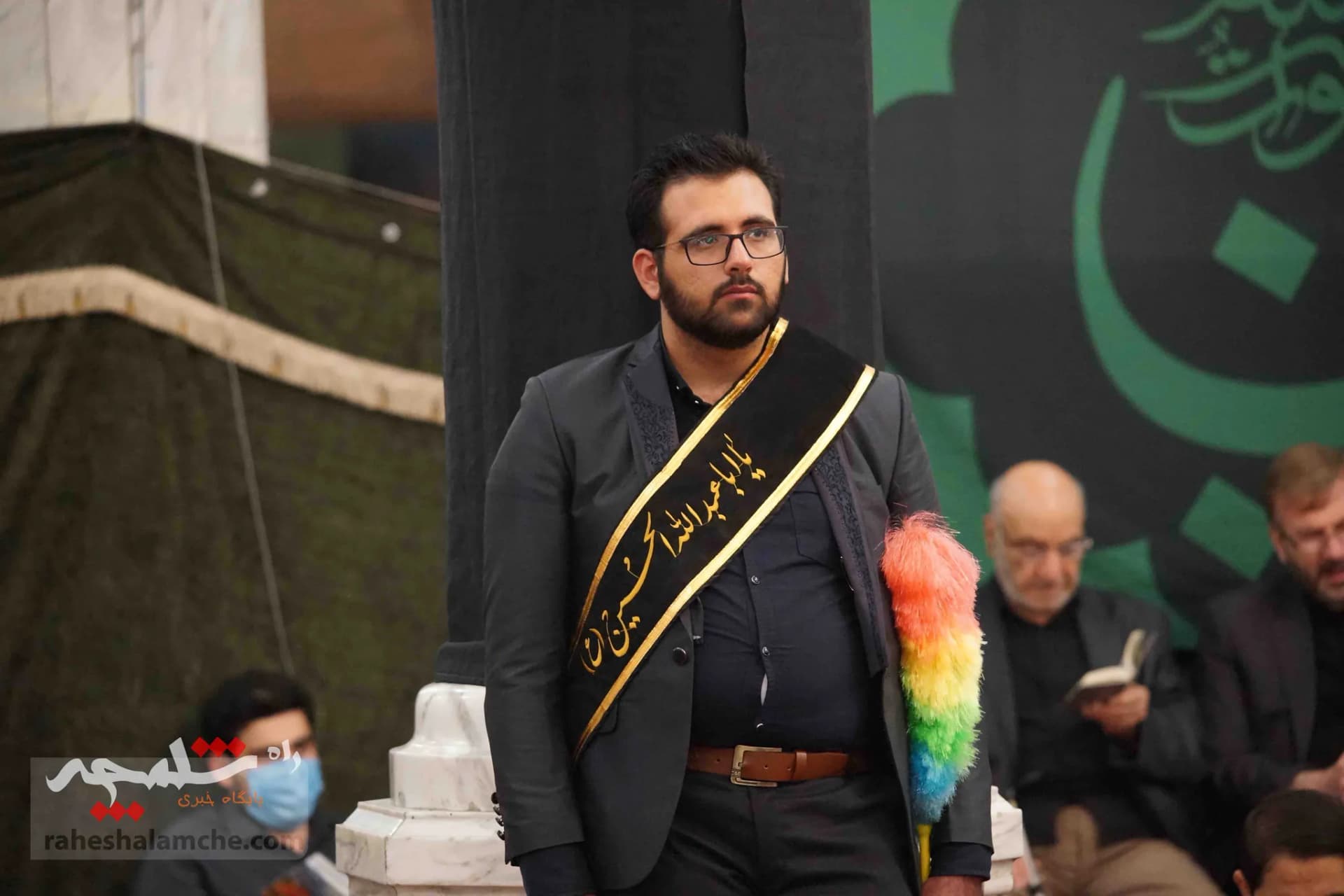 گزارش تصویری مراسم شب قدر و وداع با شهید گمنام در مدرسه عالی شهید مطهری — تصویر 19
