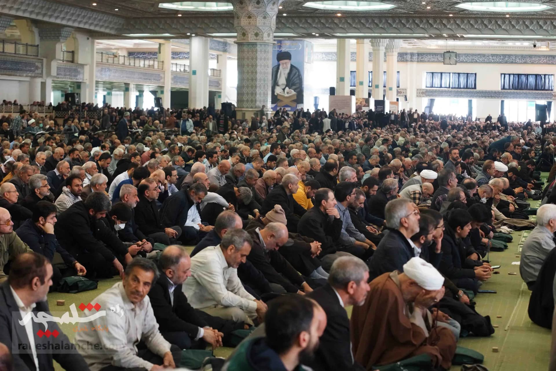 اولین نمازجمعه امسال در ماه مبارک رمضان +تصاویر — تصویر 6