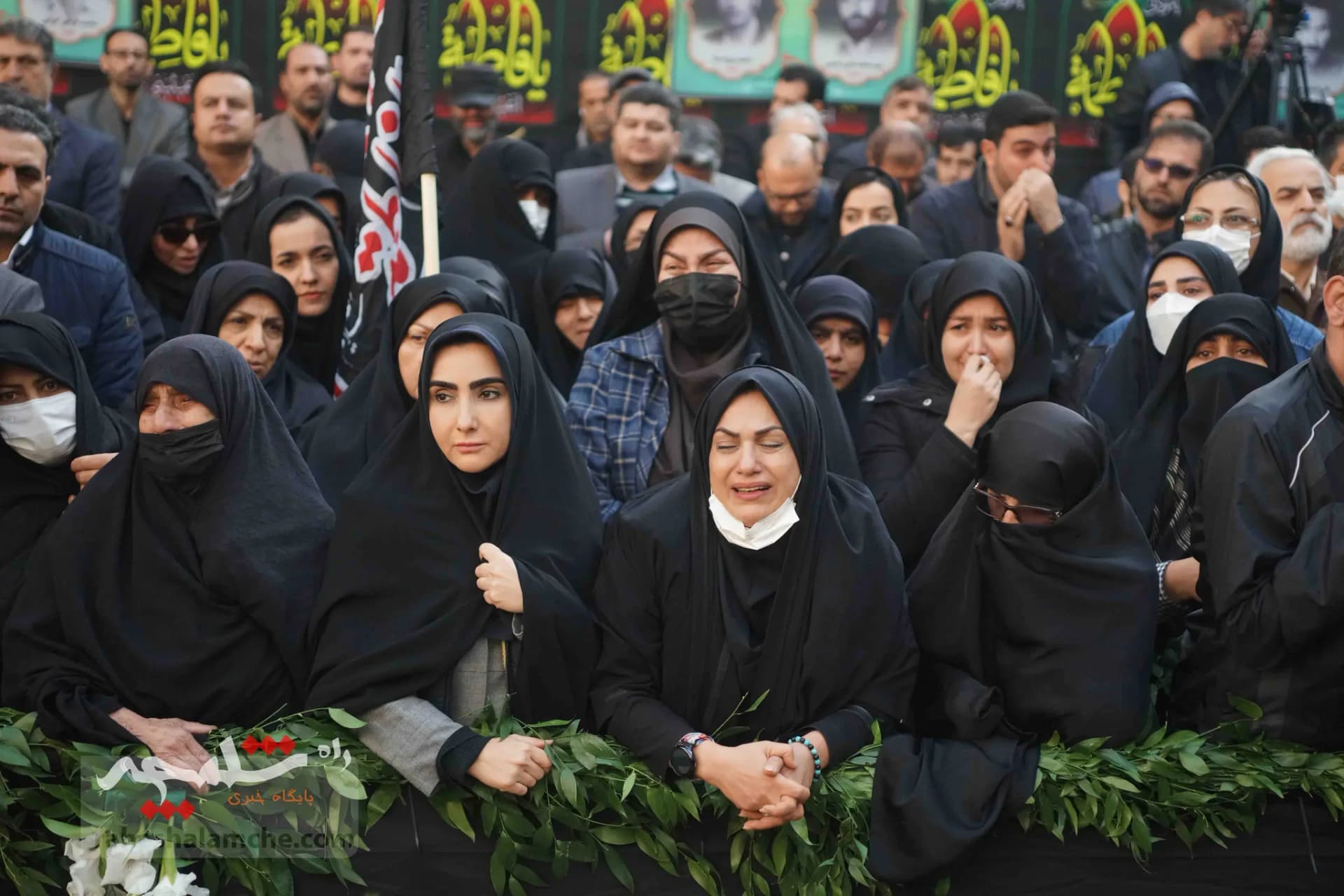 گزارش تصویری تشییع و خاکسپاری شهید گمنام در وزارت فرهنگ و ارشاد اسلامی — تصویر 52