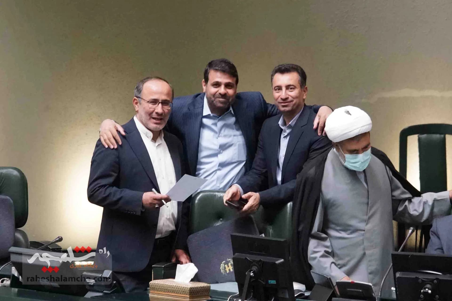 گام بزرگ امروز مجلس برای دفاع از حقوق زنان +تصاویر — تصویر 14