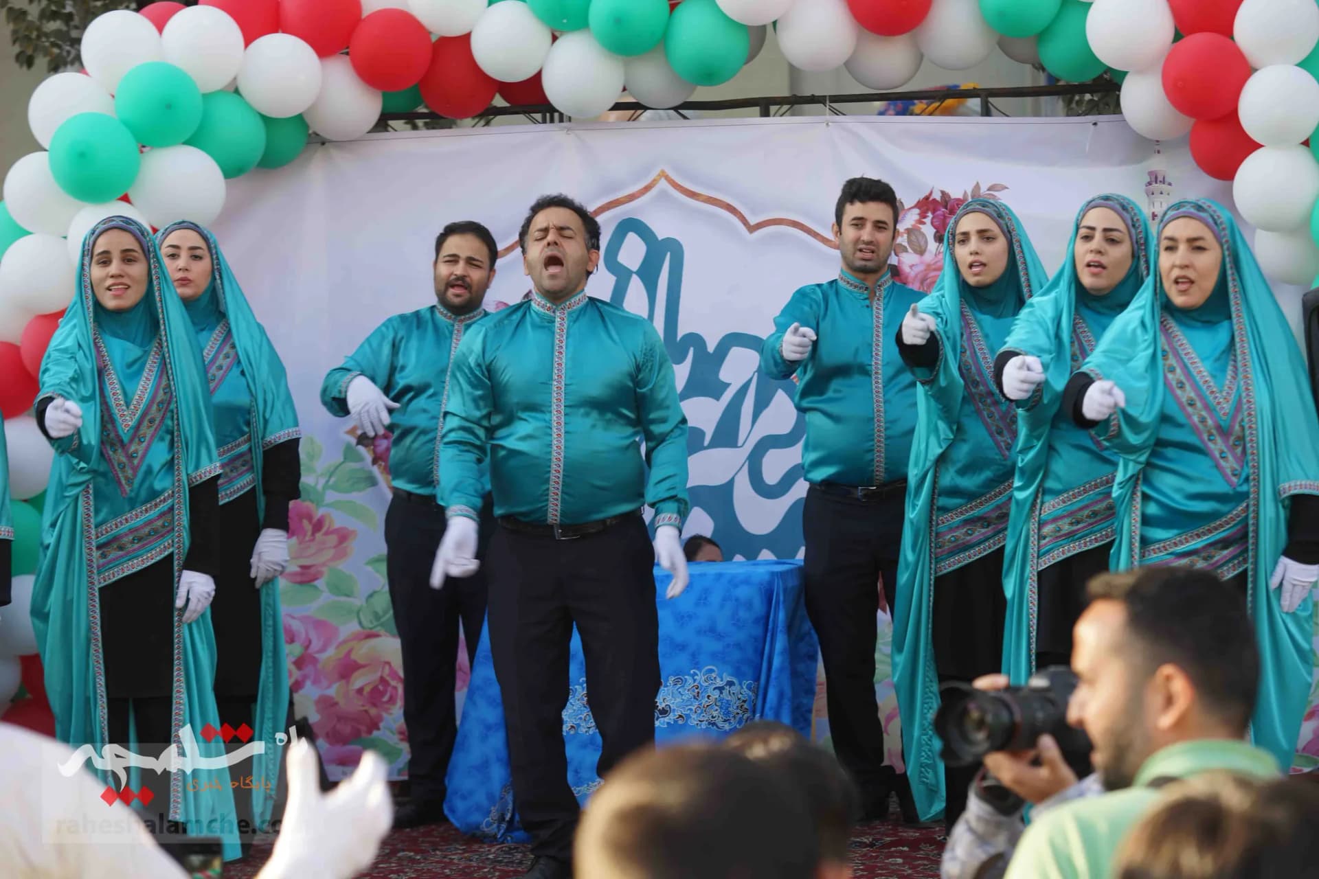 جشن باشکوه مردم تهران +تصاویر — تصویر 4