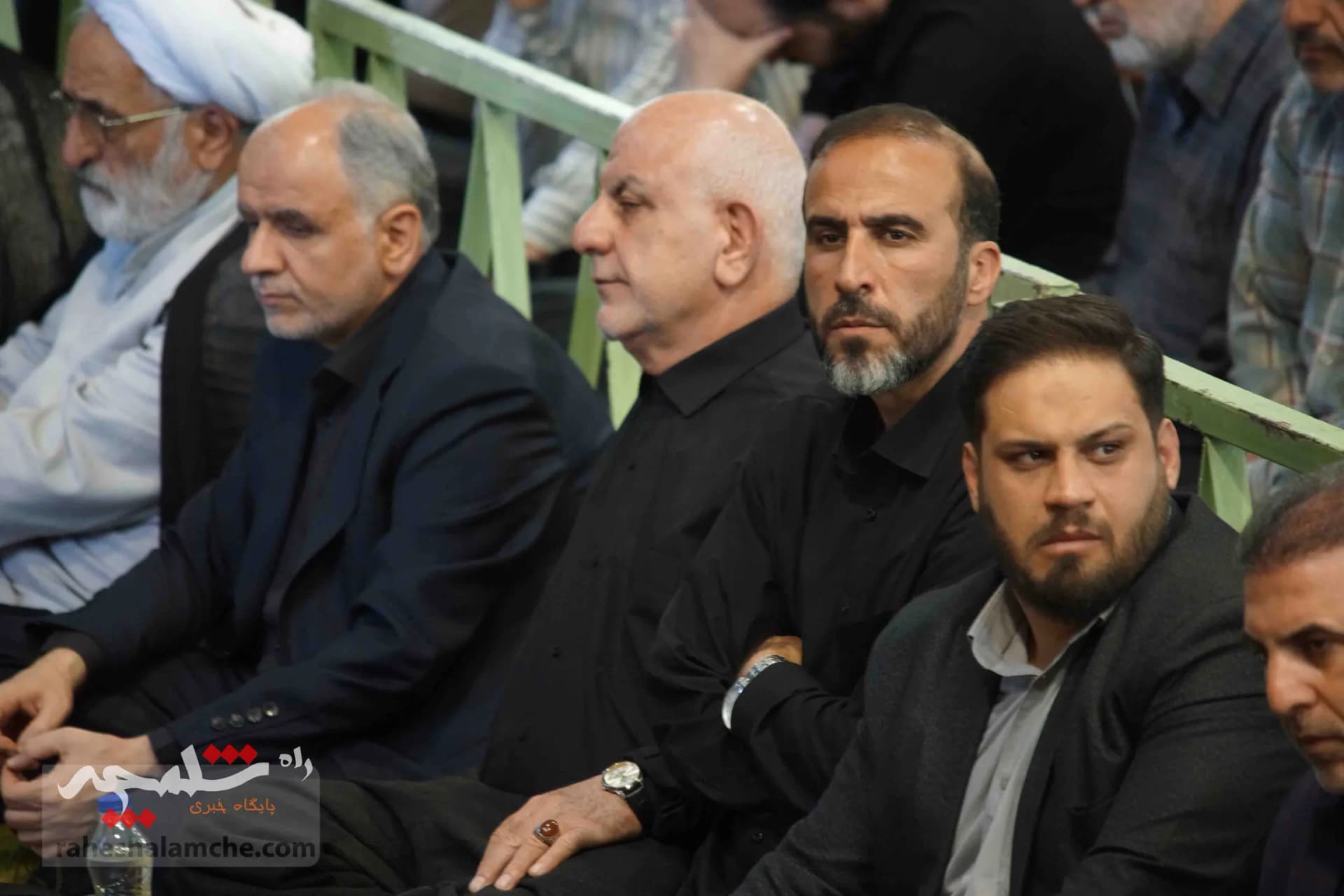 نماز جمعه این هفته تهران به امامت صدیقی برگزار شد +تصاویر — تصویر 19
