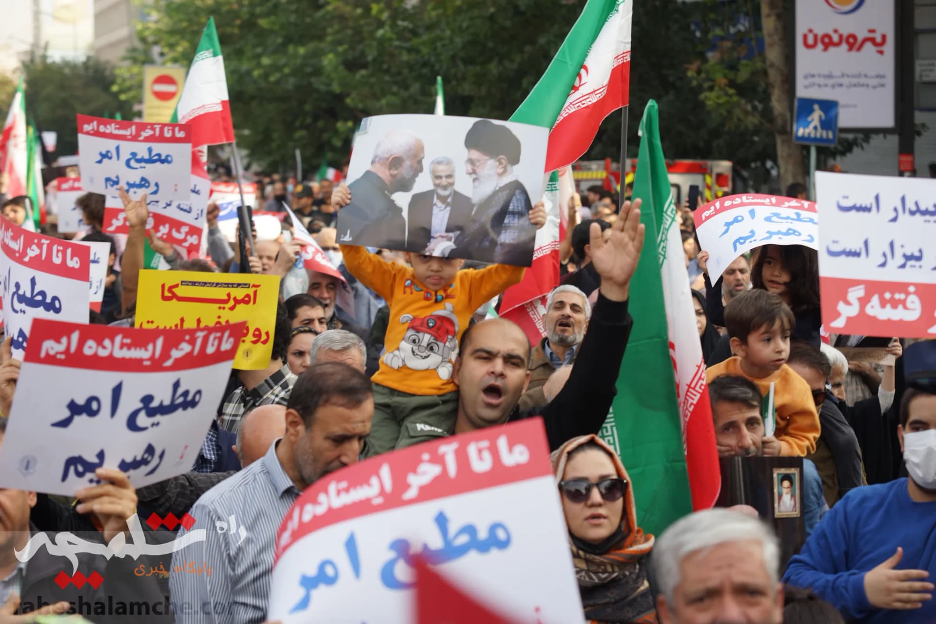 راهپیمایی عظیم تهرانیها با شعار؛ «سپاه انقلابی، انتقام انتقام» +تصاویر — تصویر 7