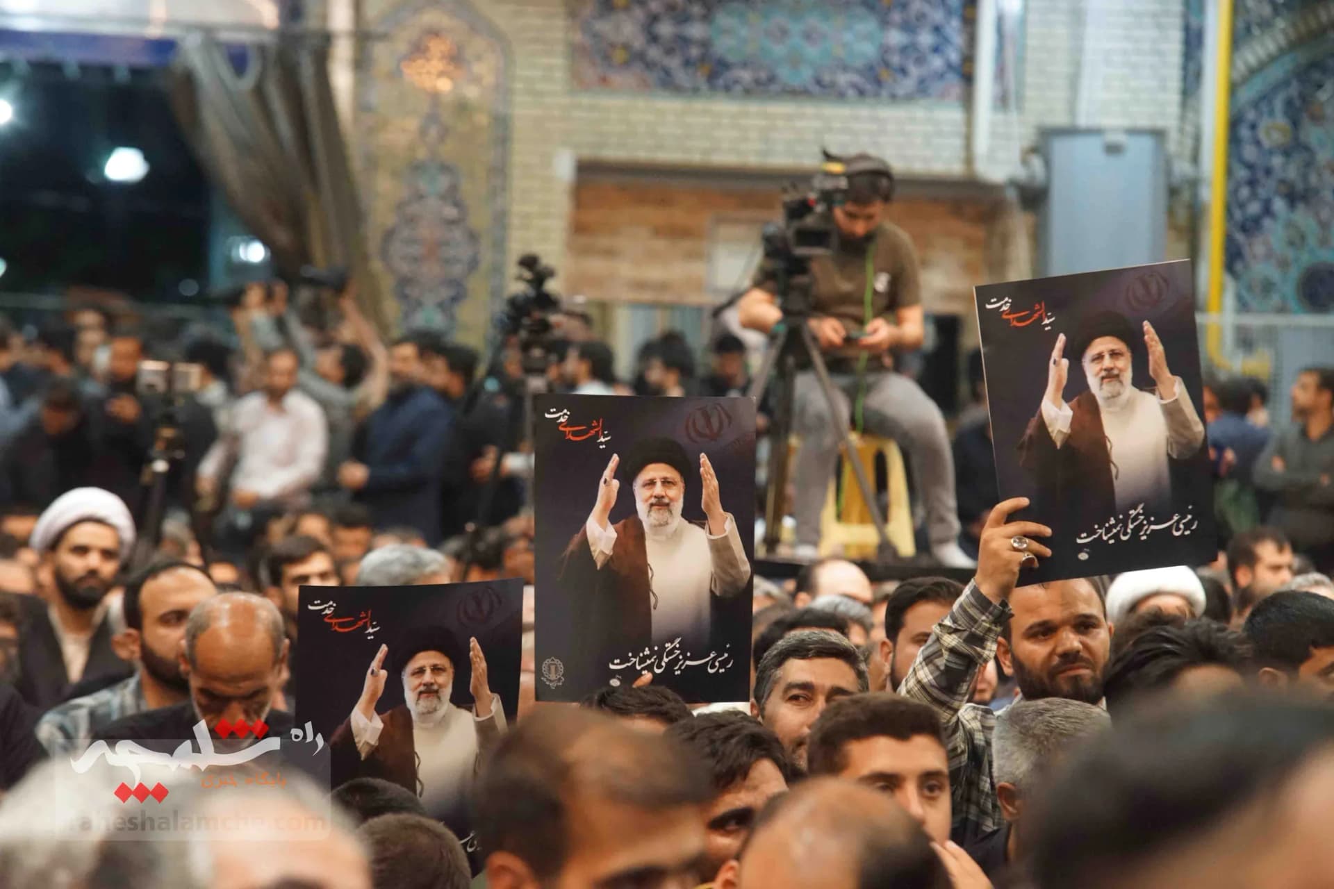 چه کسانی در مراسم گرامی‌داشت شهدای خدمت در مسجد ارک حضور داشتند؟ +تصاویر — تصویر 45