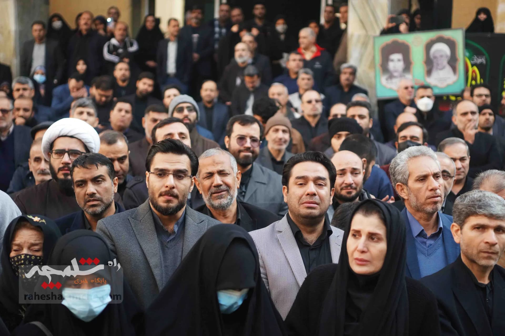 گزارش تصویری تشییع و خاکسپاری شهید گمنام در وزارت فرهنگ و ارشاد اسلامی — تصویر 54
