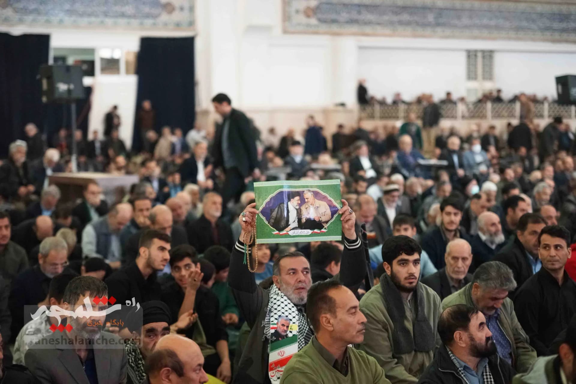 تصاویر نماز جمعه تهران در اولین روز زمستان 1402 — تصویر 21
