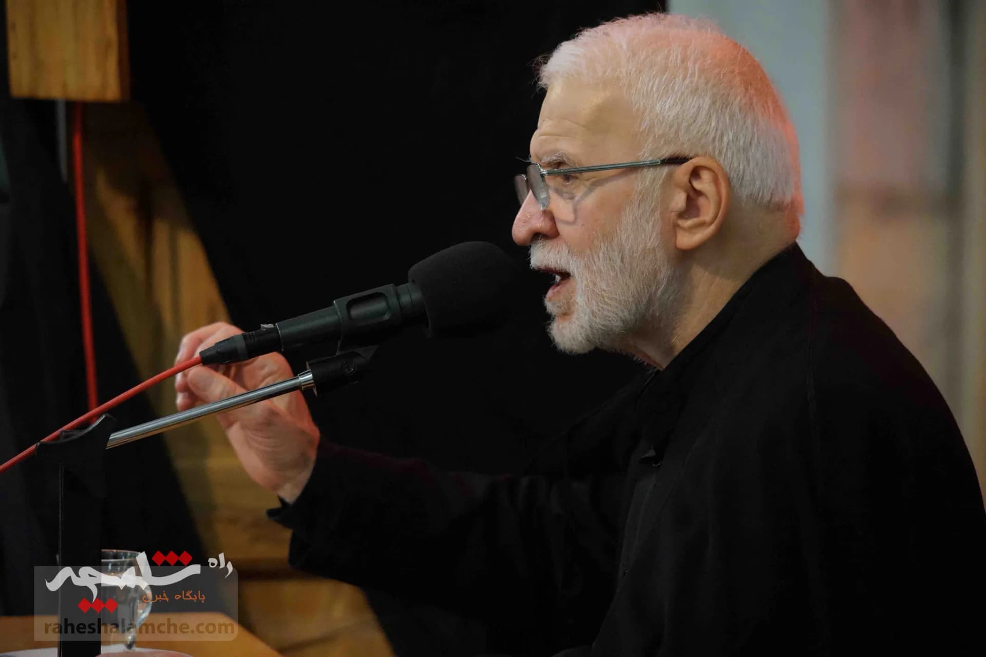 گزارش تصویری مراسم شب قدر و وداع با شهید گمنام در مدرسه عالی شهید مطهری — تصویر 41