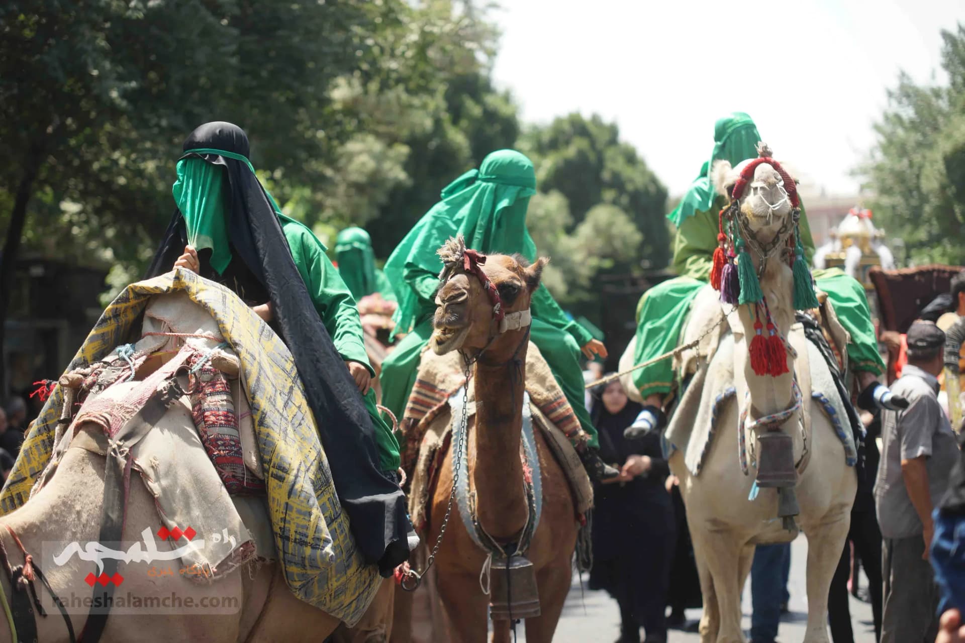 عزاداری خاص در تهران +تصاویر — تصویر 16