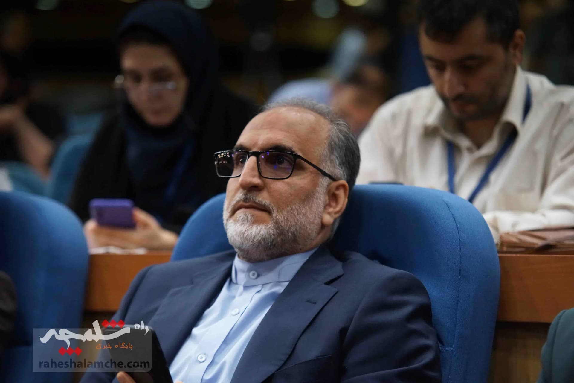 دست برتر رئیس دانشگاه تهران برای انتخابات ریاست جمهوری +تصاویر — تصویر 10