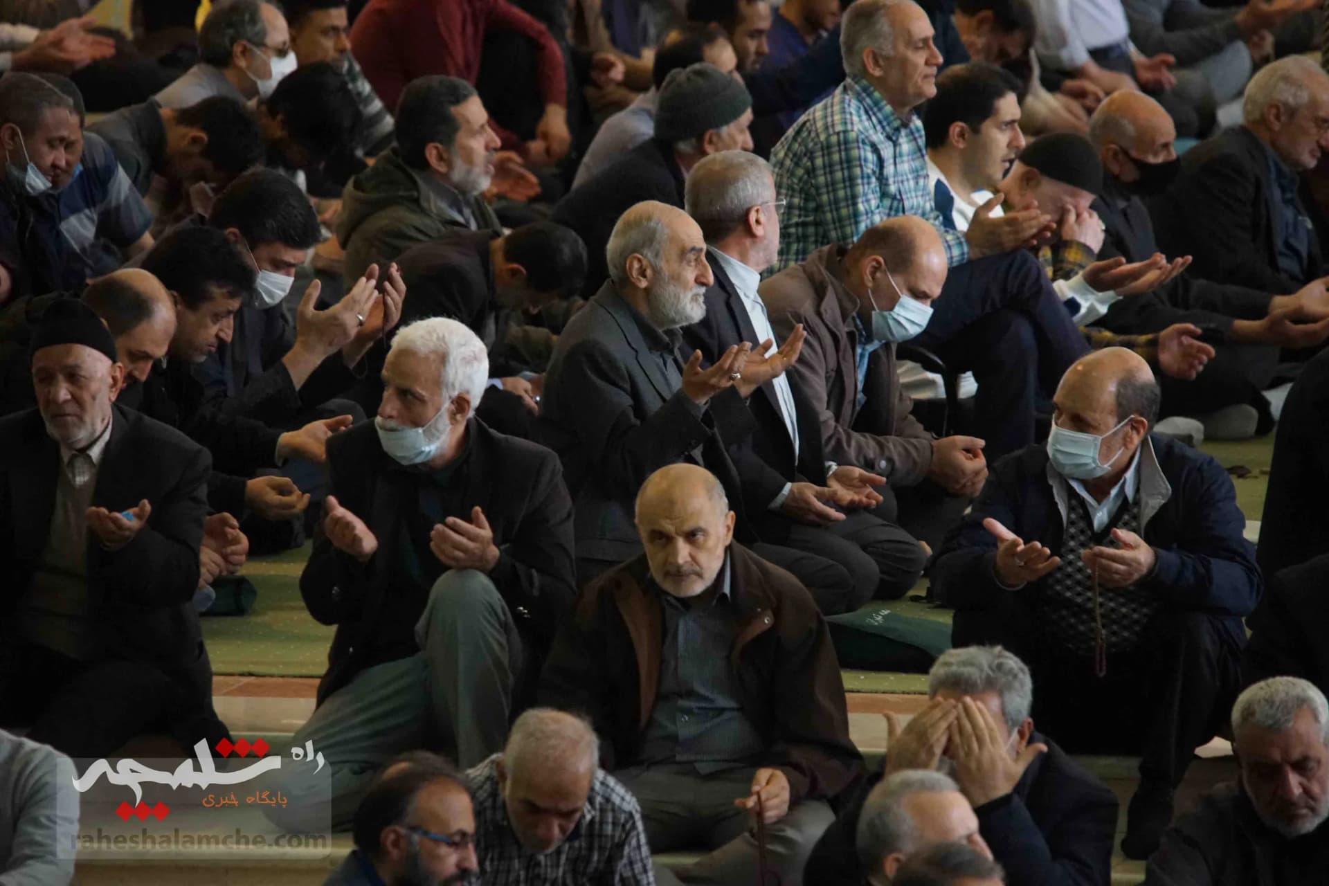 نماز جمعه این هفته تهران برگزار شد +تصاویر — تصویر 35
