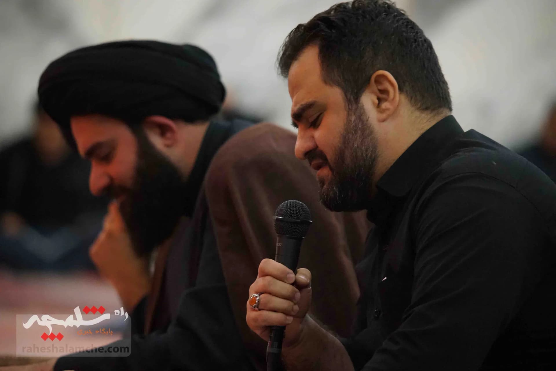 گزارش تصویری مراسم شب قدر و وداع با شهید گمنام در مدرسه عالی شهید مطهری — تصویر 16