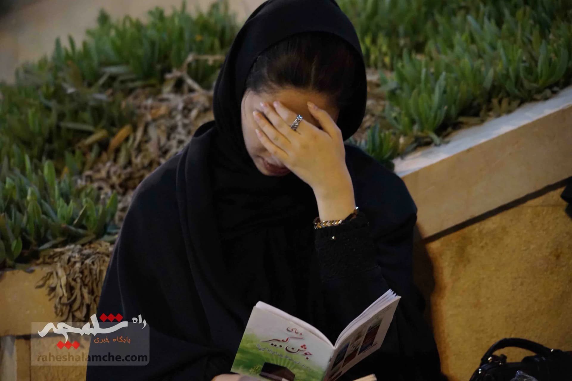 مراسم احیای شب 19 ماه مبارک رمضان در مصلای امام خمینی(ره) برگزار شد +تصاویر — تصویر 31