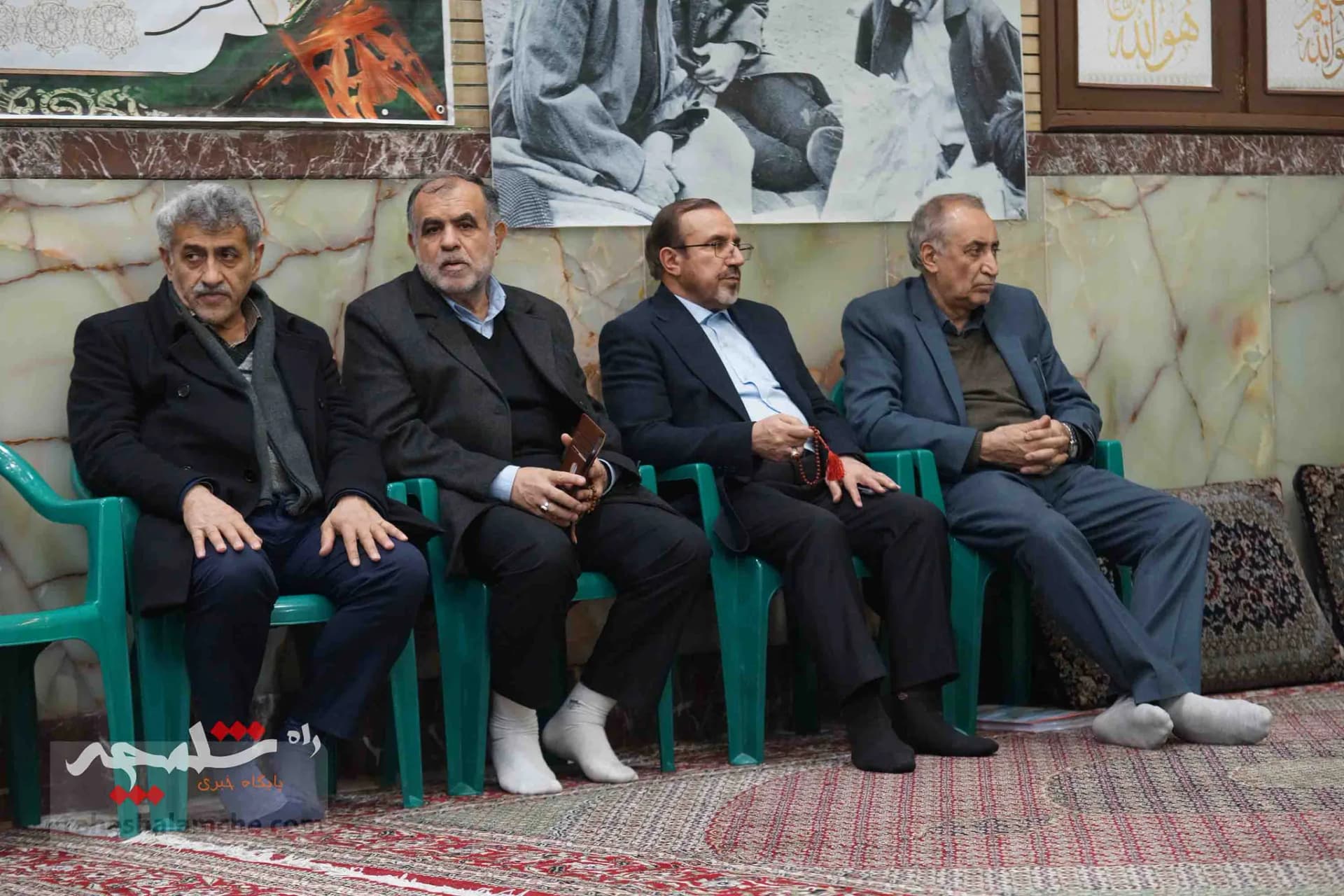 چه کسانی در مراسم ختم مرحوم سیدمهدی طالقانی حضور داشتند؟ +تصاویر — تصویر 21