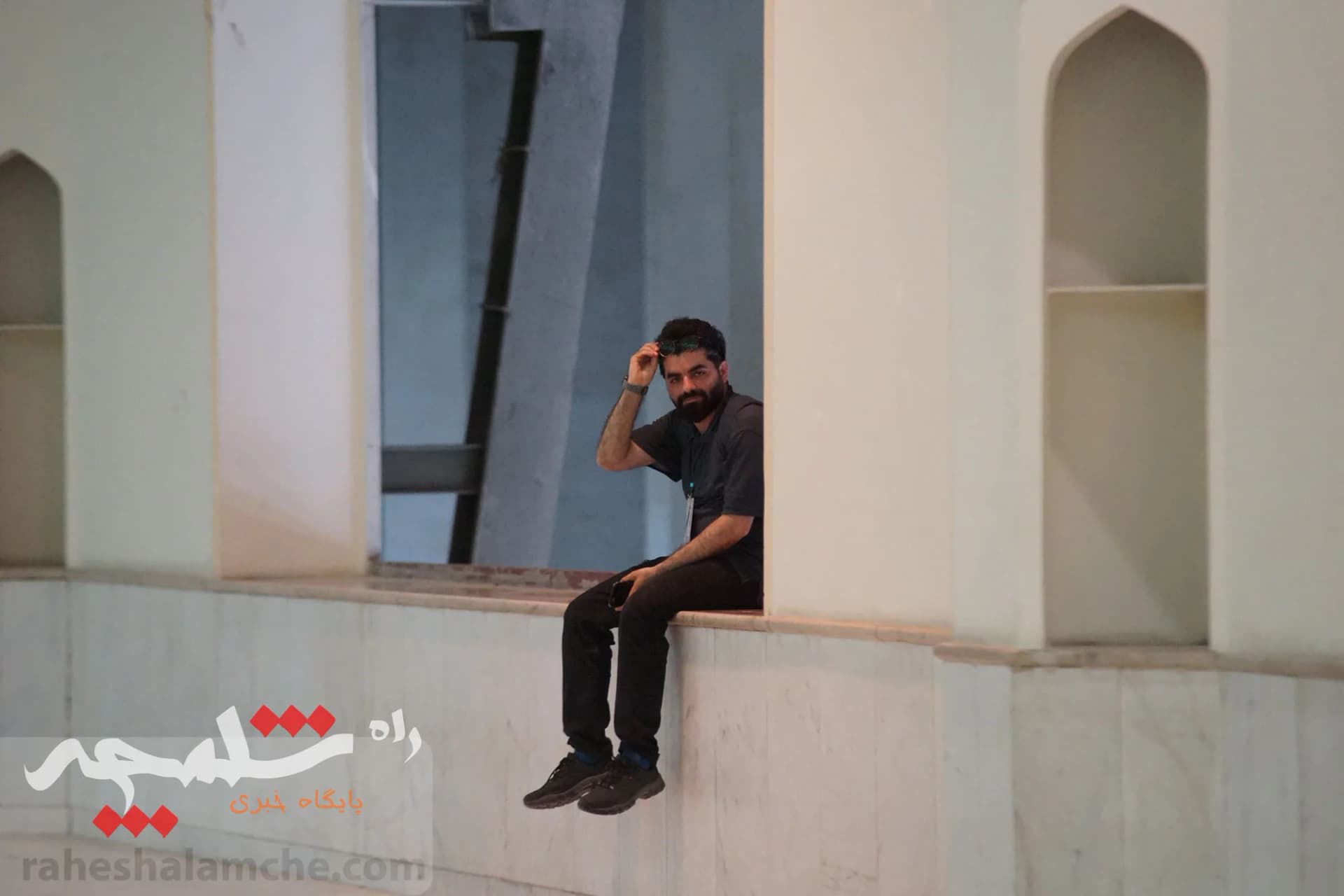 دومین روز نمایشگاه بین‌المللی کتاب برگزار شد +تصاویر — تصویر 33