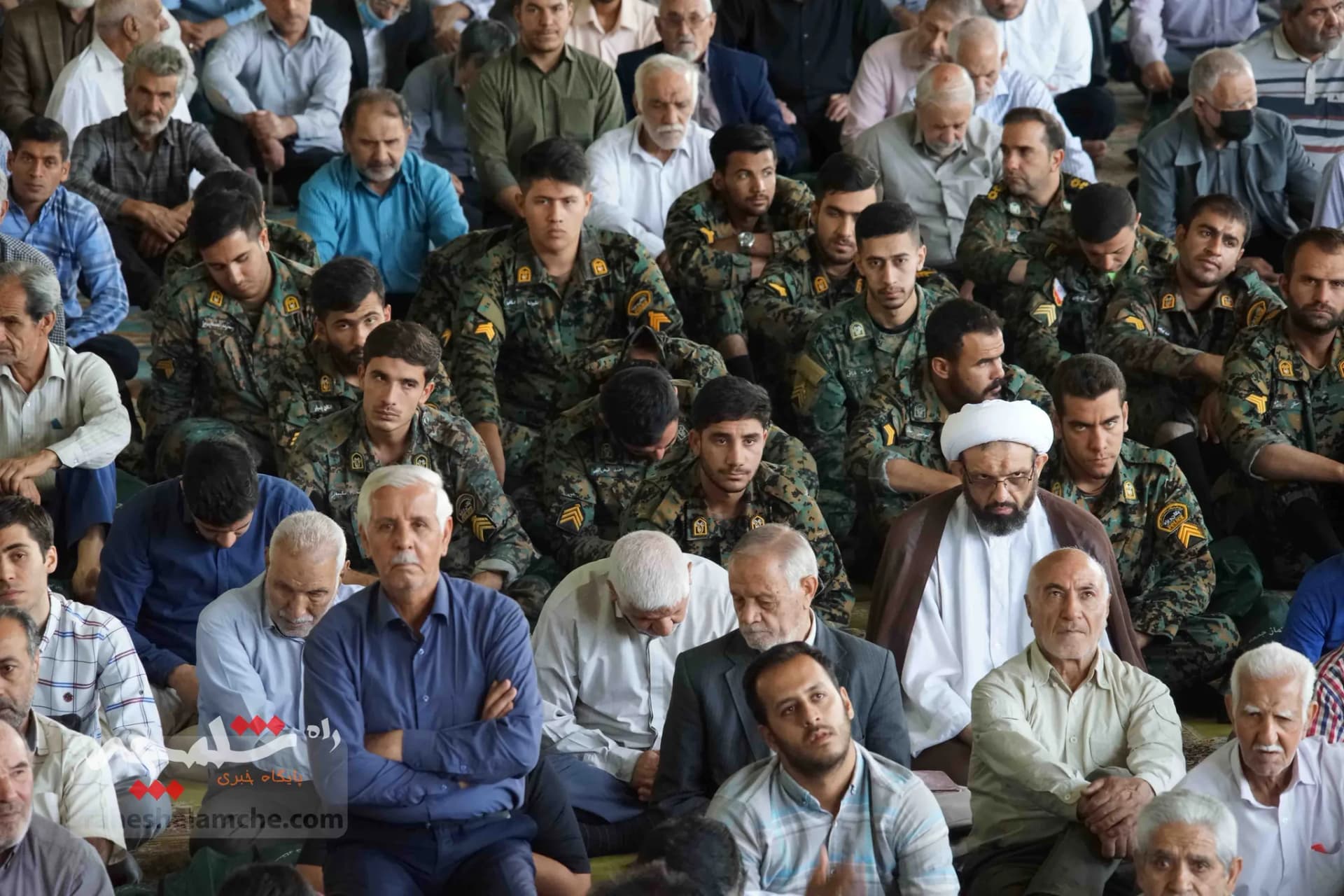 نماز جمعه پرشکوه این هفته تهران در دانشگاه تهران برگزار شد +تصاویر — تصویر 15