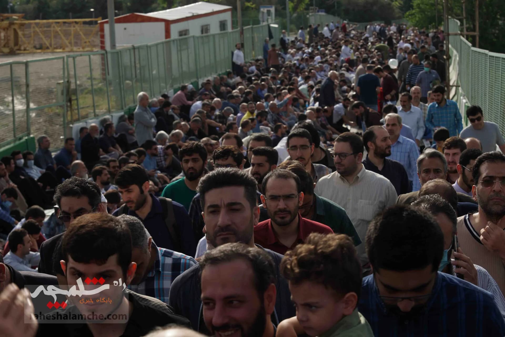 تصاویر اختصاصی راه شلمچه از بزرگترین نماز عید فطر در مصلی تهران — تصویر 12