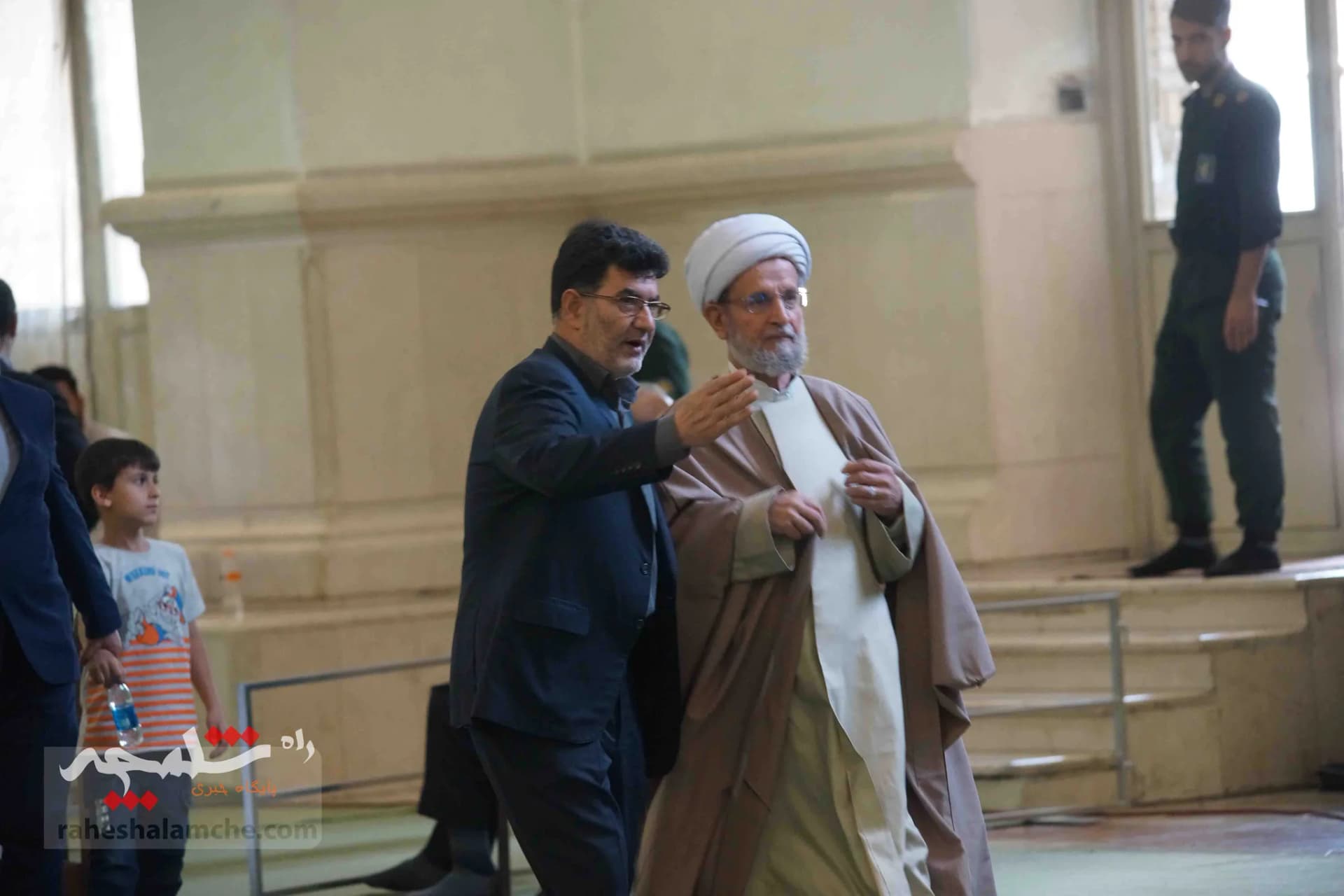 نماز جمعه این هفته تهران برگزار شد +تصاویر — تصویر 7