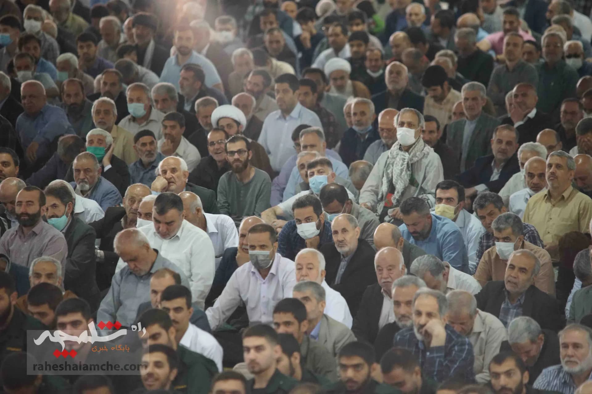 حاشیه‌های امروز نمازجمعه تهران +تصاویر — تصویر 44