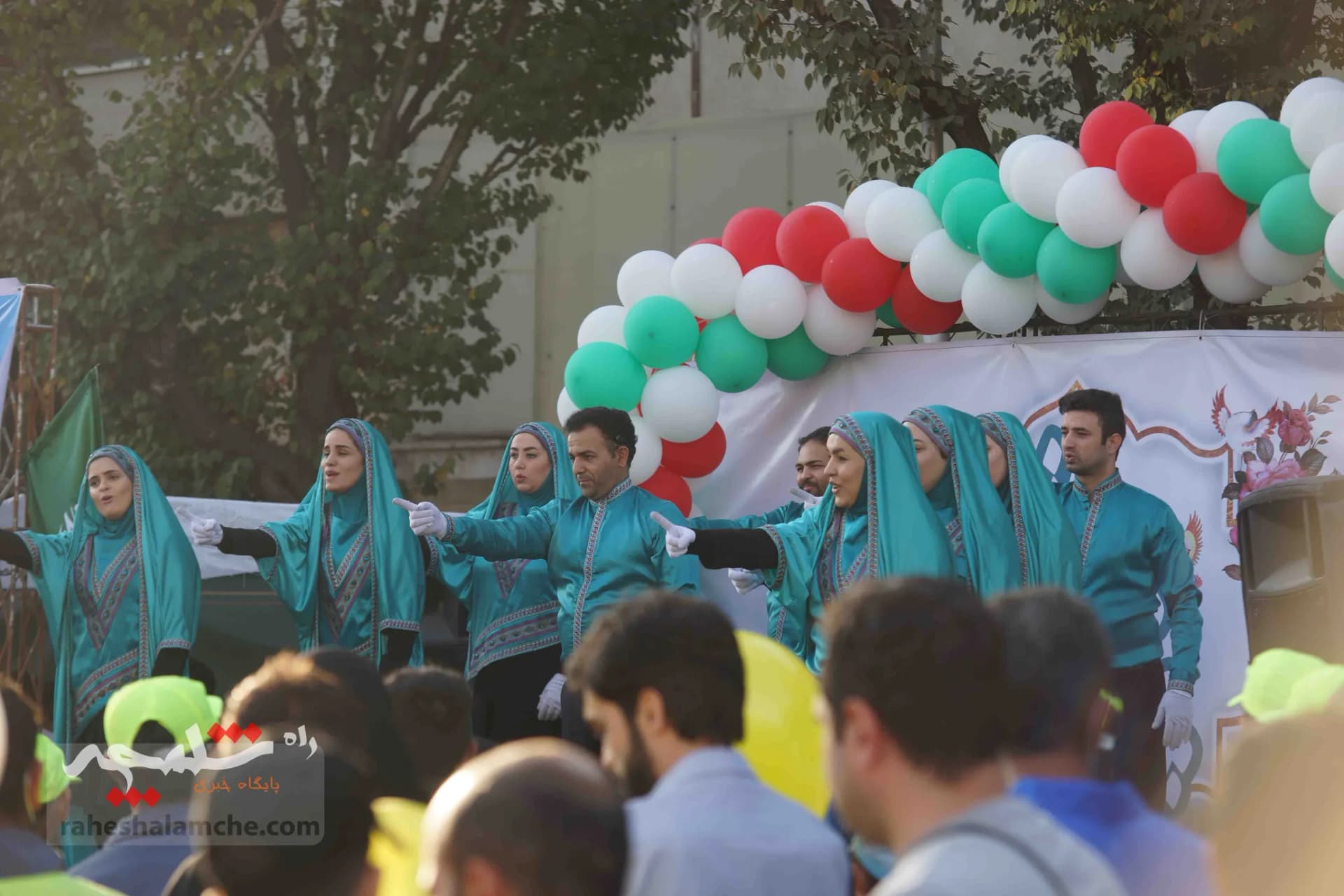 جشن باشکوه مردم تهران +تصاویر — تصویر 3