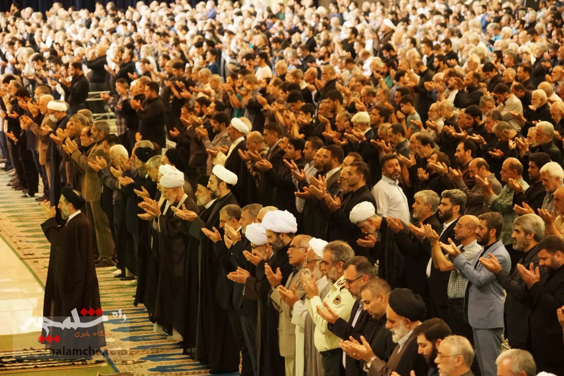 نماز جمعه امروز تهران( 17 شهریور 1402) برگزار شد +تصاویر — تصویر 46