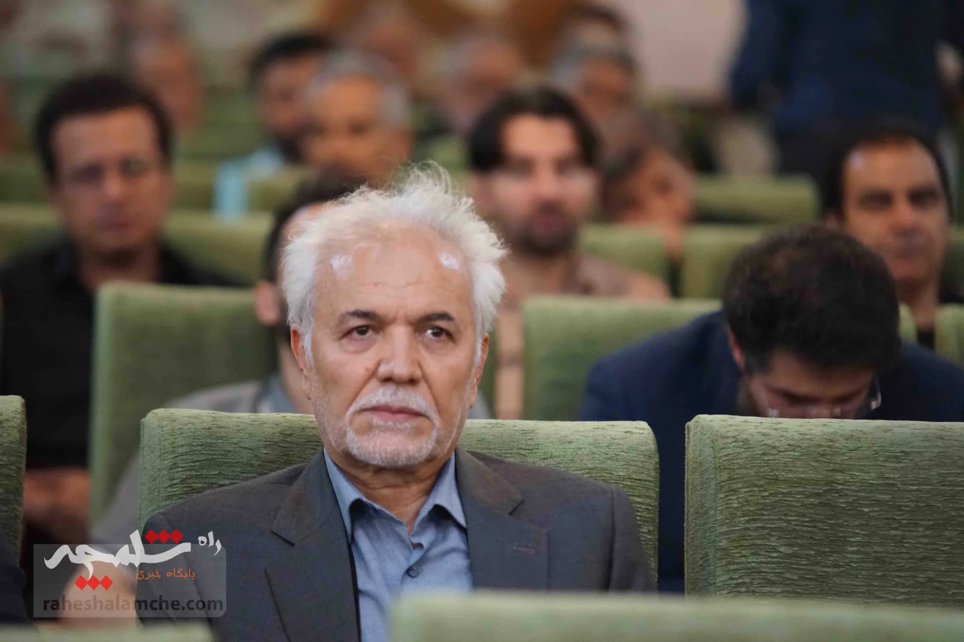 مراسم ختم «خسرو امیرصادقی» برگزار شد +تصاویر — تصویر 25
