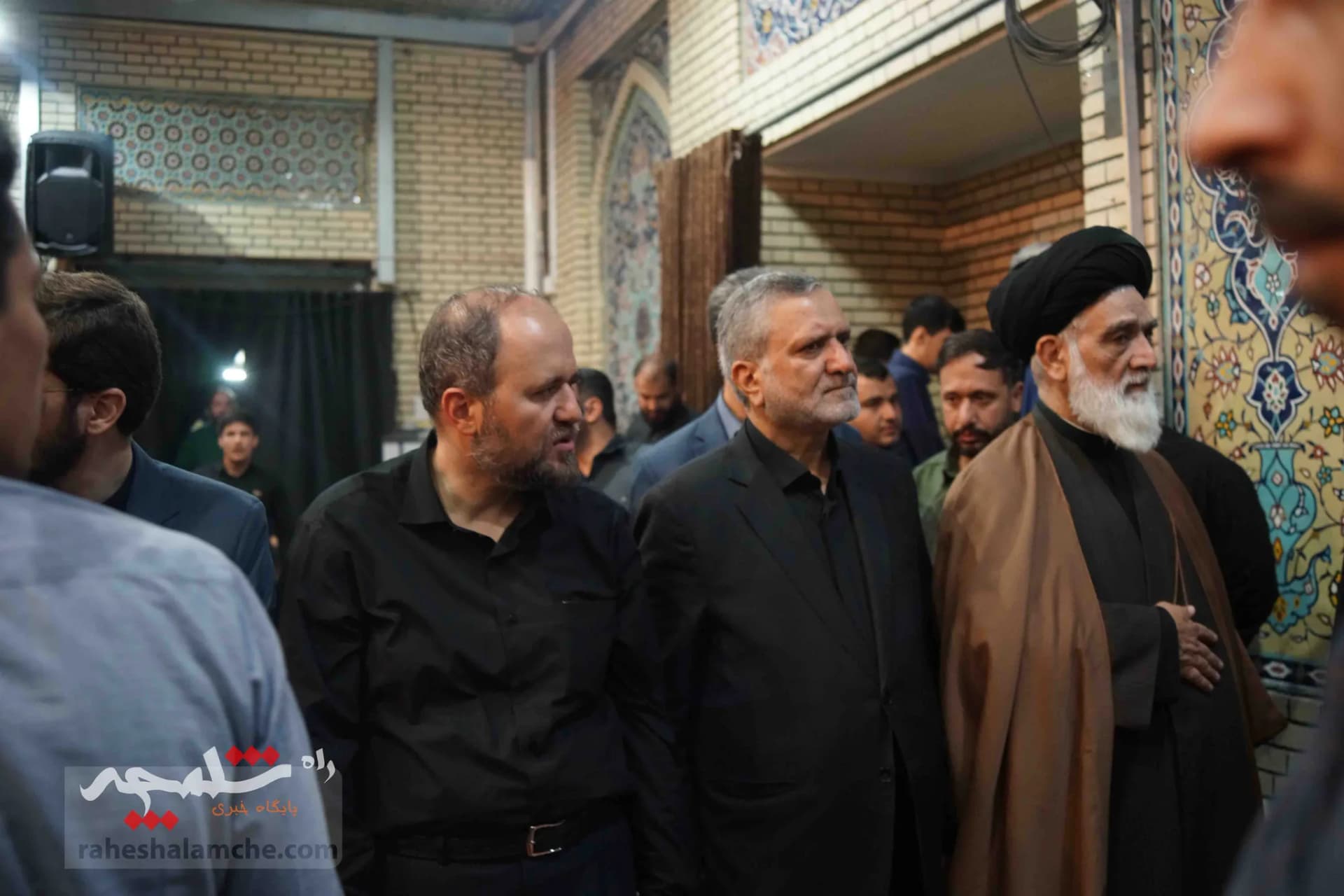 چه کسانی در مراسم گرامی‌داشت شهدای خدمت در مسجد ارک حضور داشتند؟ +تصاویر — تصویر 5