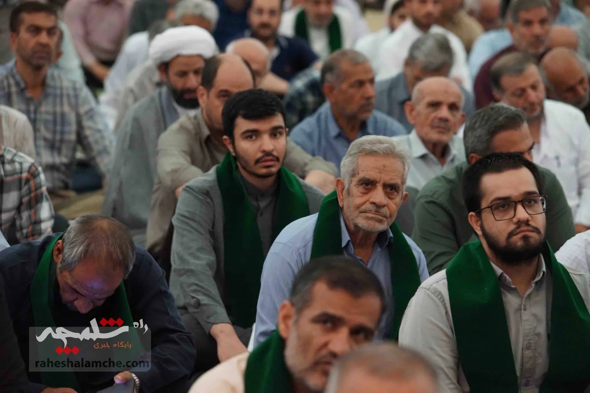 حاشیه‌های نماز جمعه امروز تهران در روز عید غدیر خم +تصاویر — تصویر 30