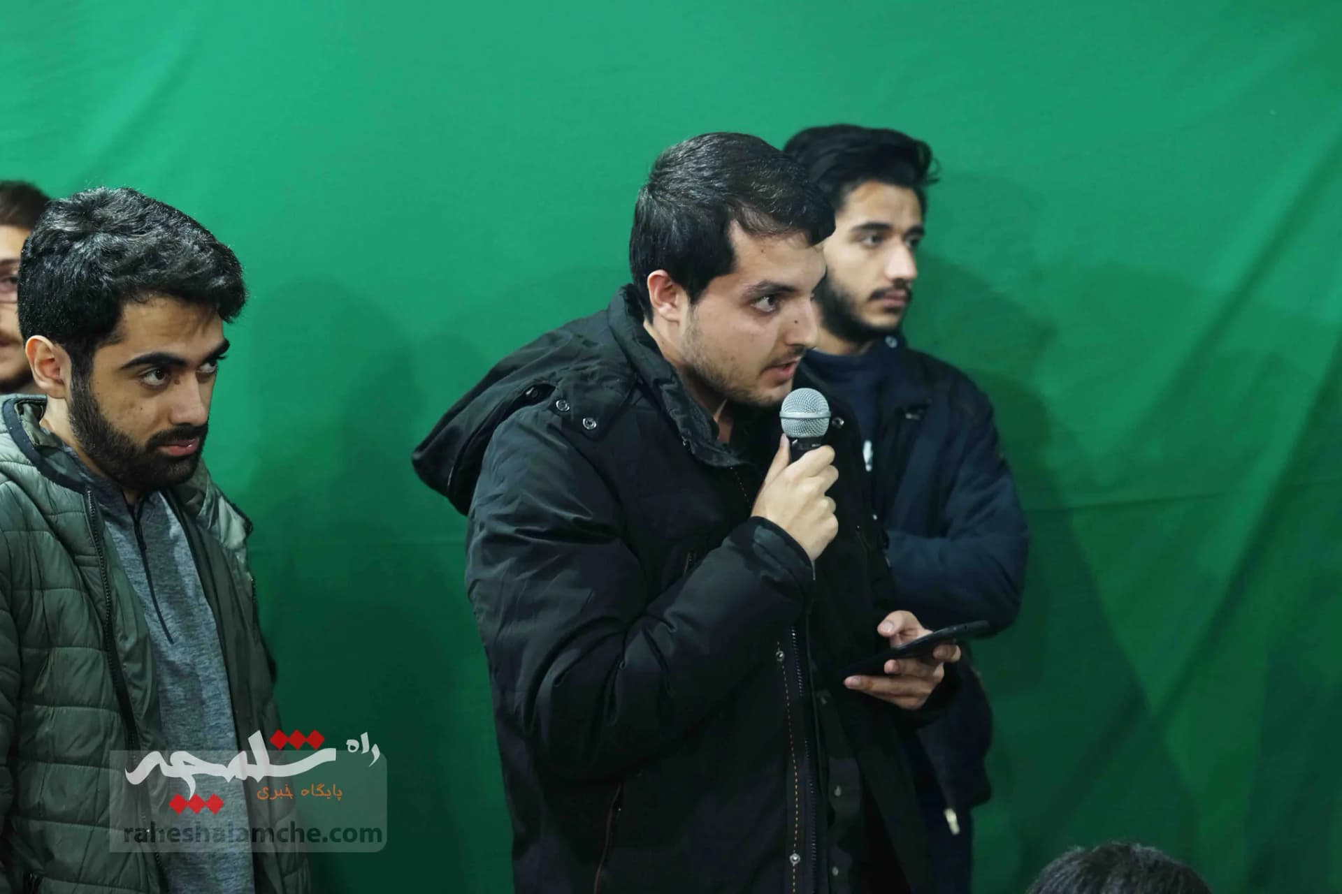 نشست صمیمی طحان‌نظیف با دانشجویان دانشگاه صنعتی شریف +تصاویر — تصویر 33