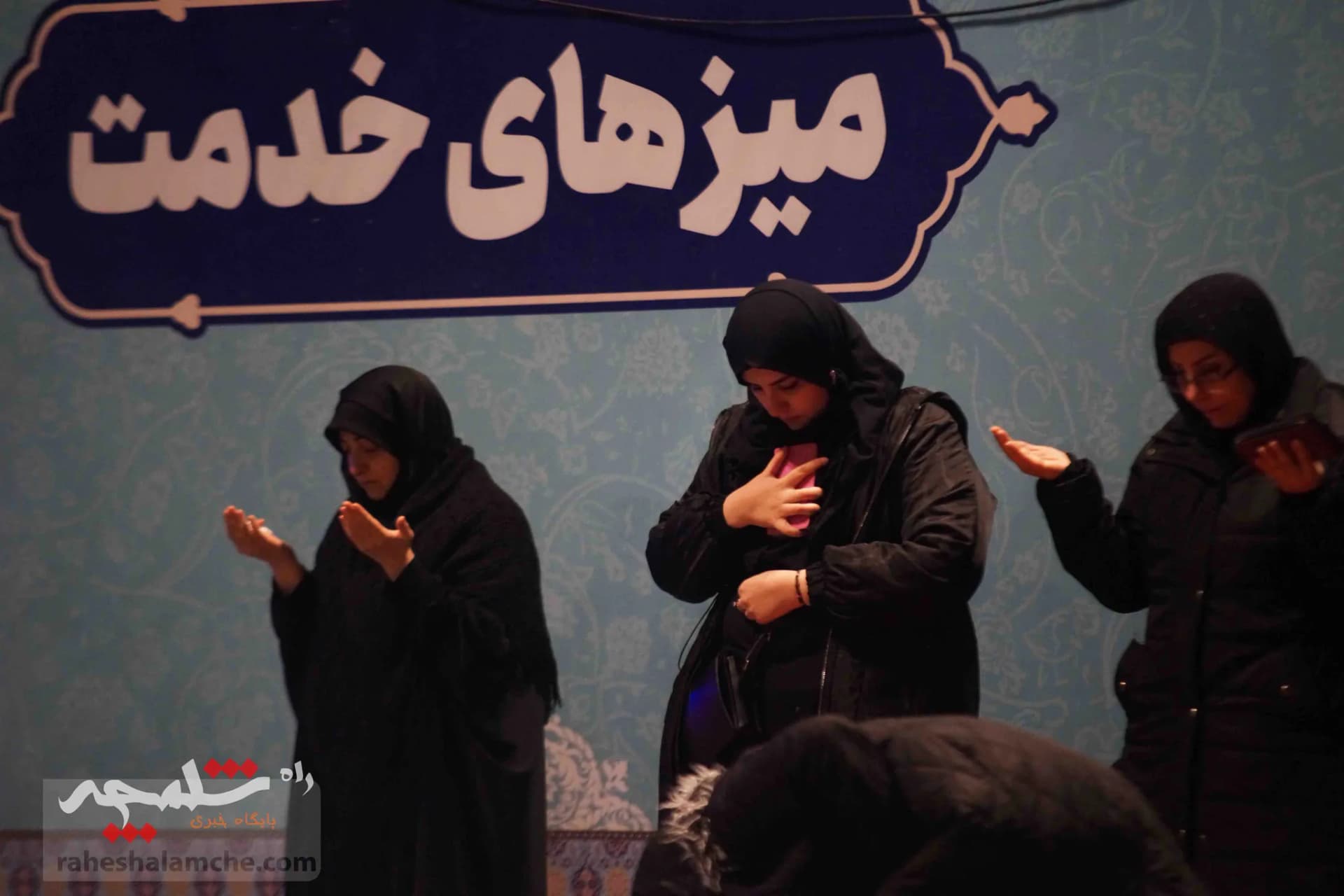 احیای شب بیست و سوم ماه رمضان در دانشگاه تهران +تصاویر — تصویر 37