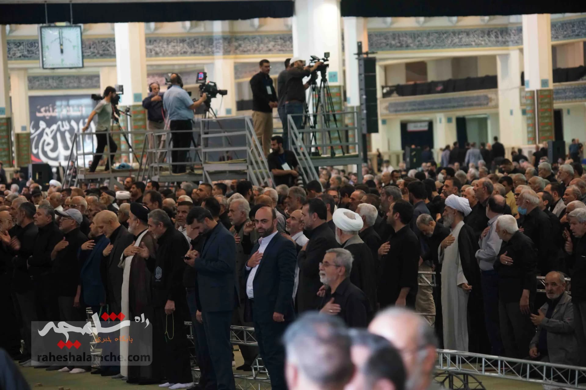 نمازجمعه این هفته تهران برگزار شد +تصاویر — تصویر 1