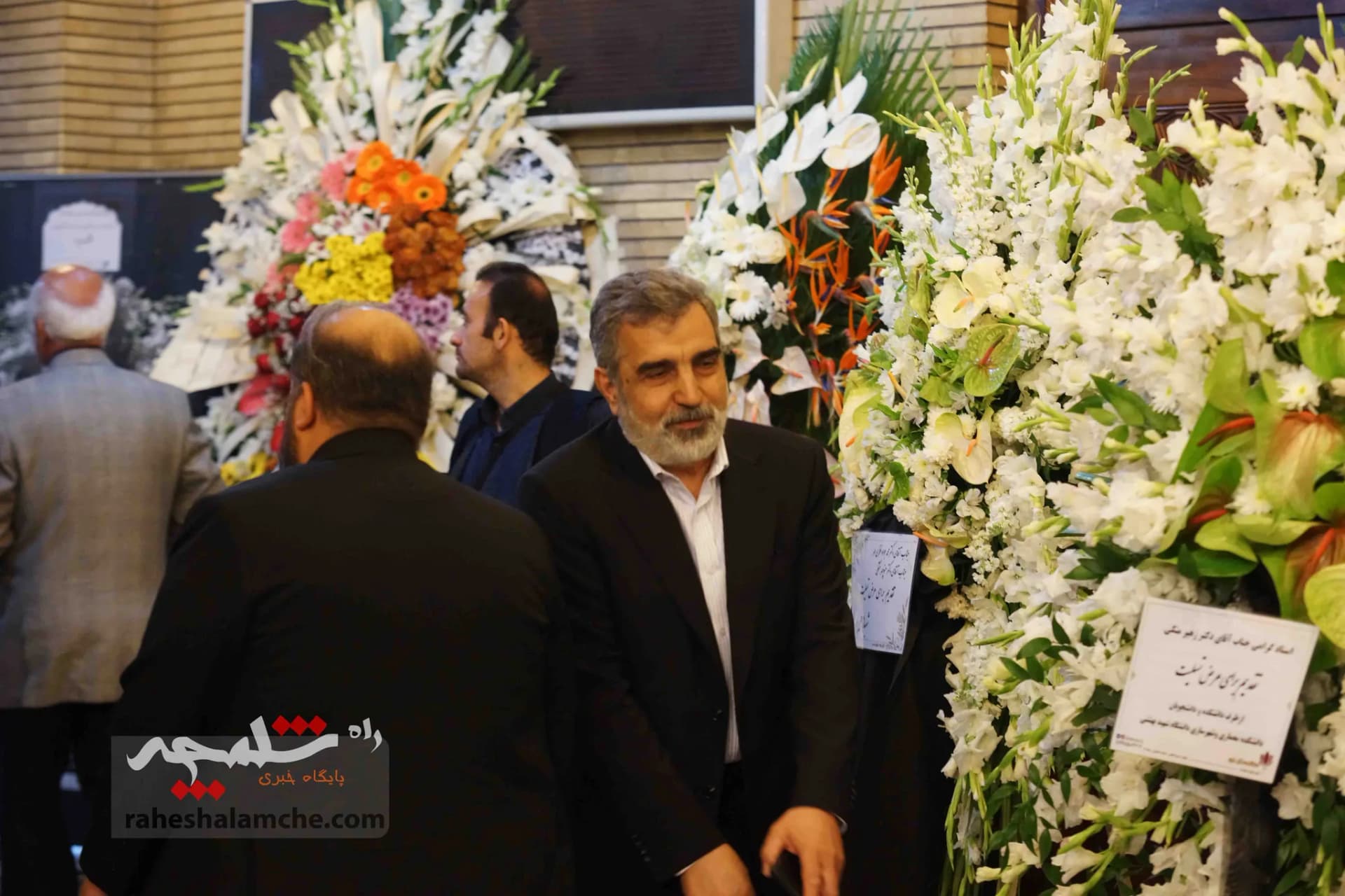 مراسم ختم مادر همسر منوچهر متکی چه خبر بود؟ +تصاویر کامل — تصویر 158