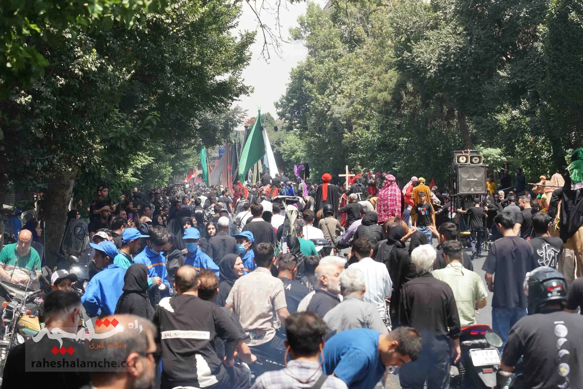 عزاداری خاص در تهران +تصاویر — تصویر 31
