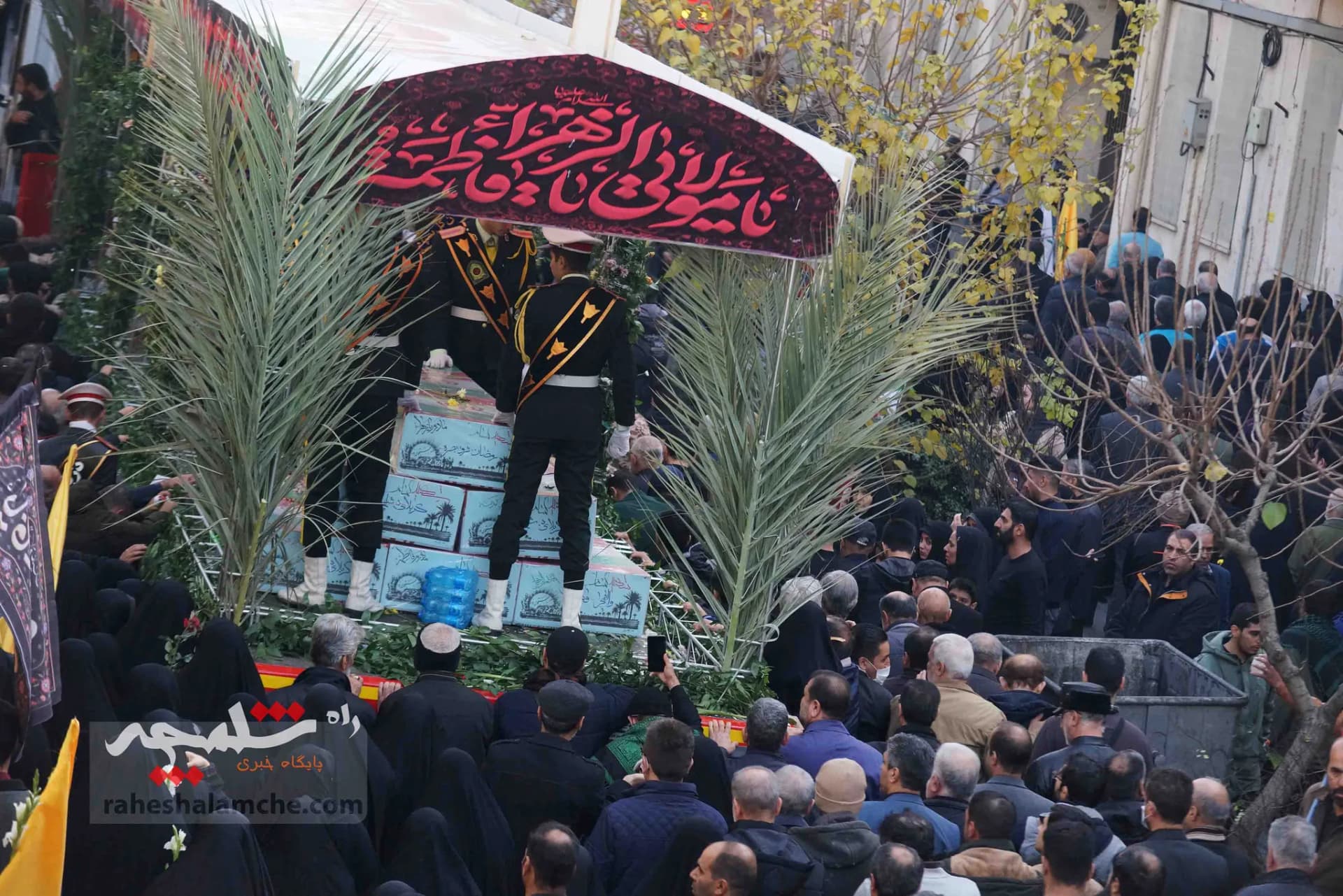 سنگ تمام مردم ایران در تشییع شهدای گمنام +تصاویر — تصویر 19