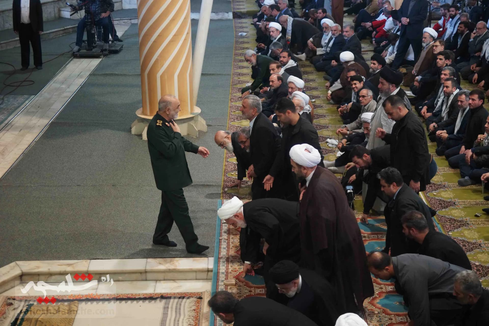 آخرین نمازجمعه ماه مبارک رمضان برگزار شد +تصاویر — تصویر 6