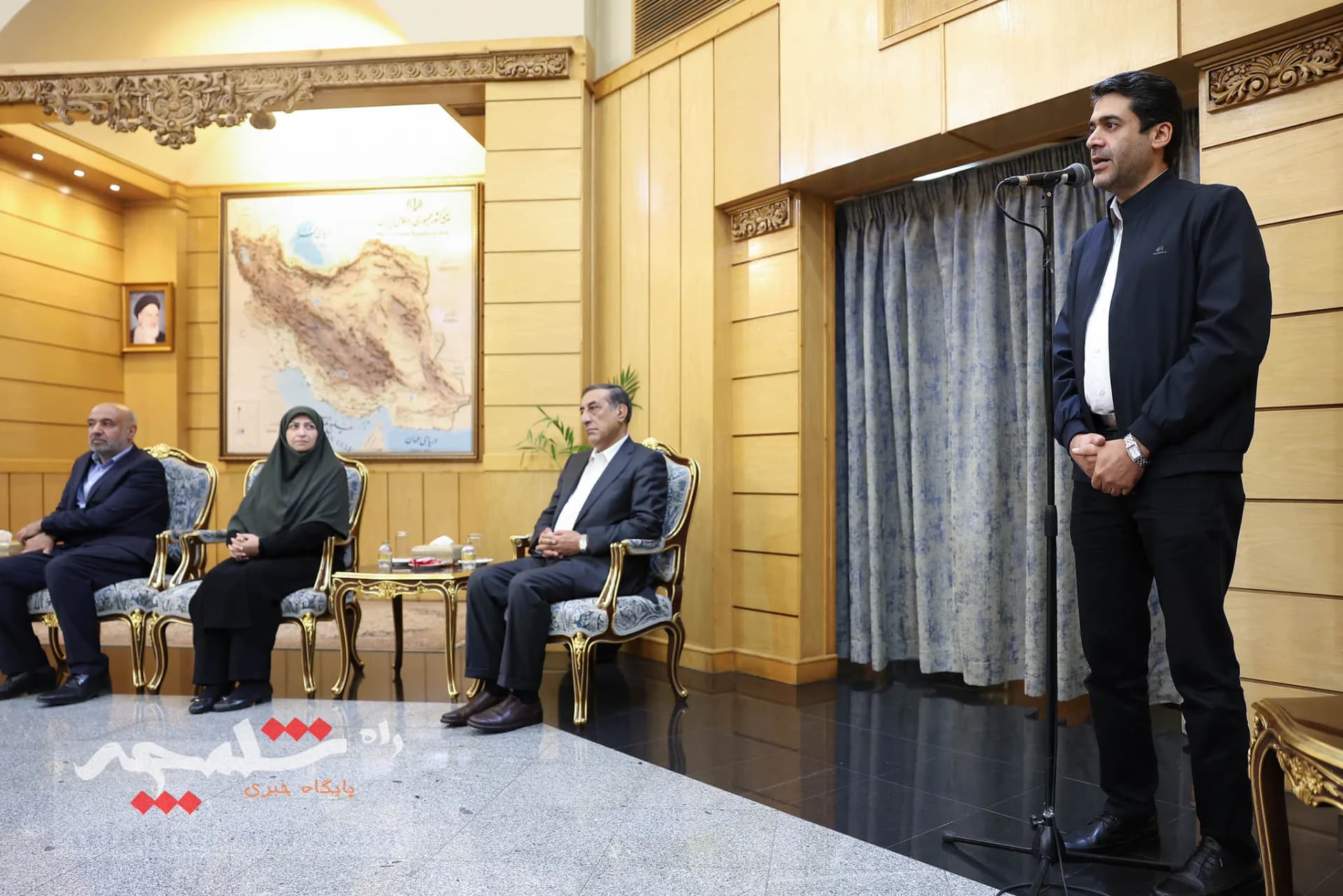 بازگشت پزشکیان از آمریکا +تصاویر — تصویر 14