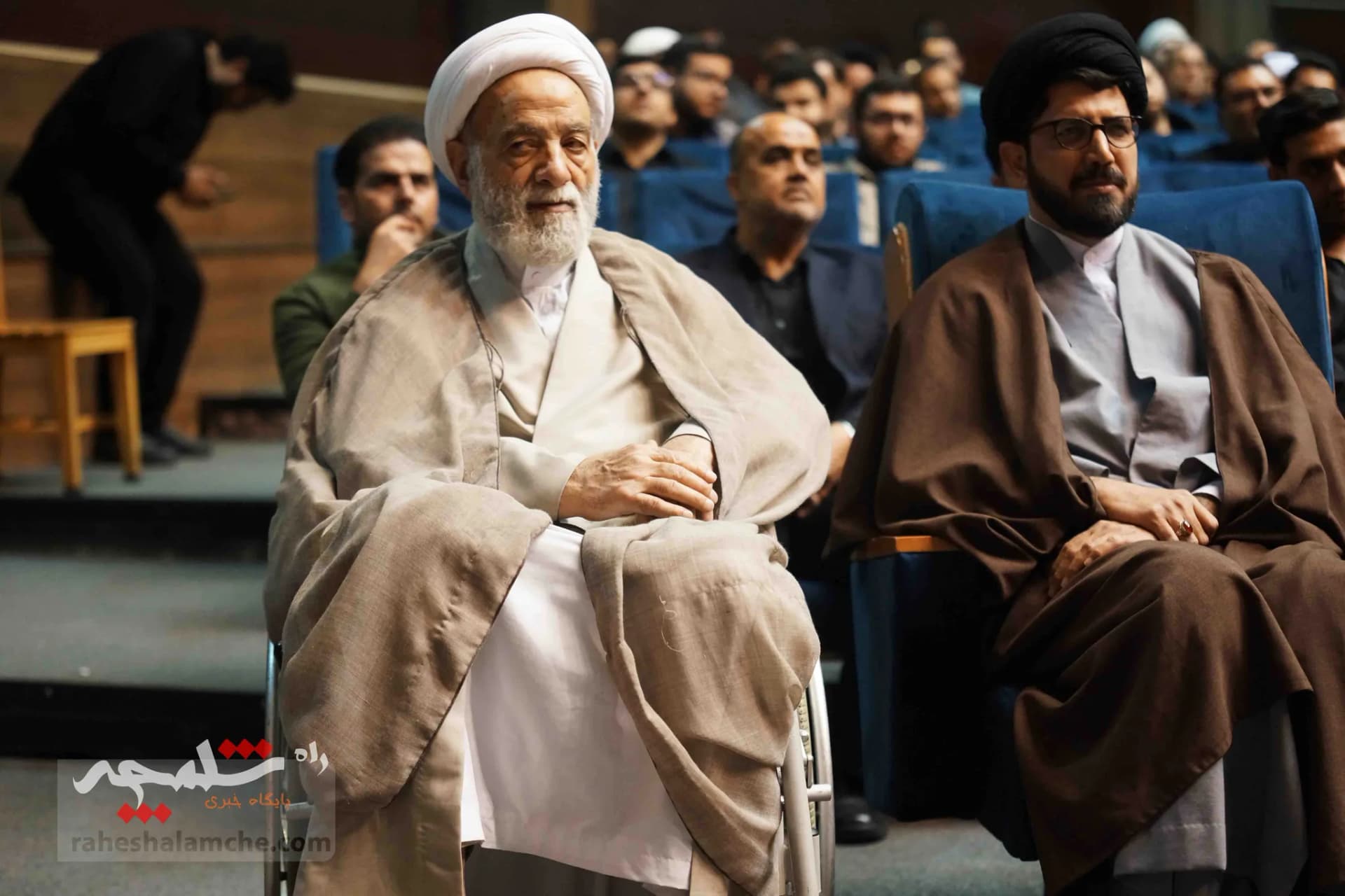 از مهدی هاشمی تا علی لاریجانی در مراسم چهلم آیتالله امامی کاشانی +تصاویر — تصویر 15