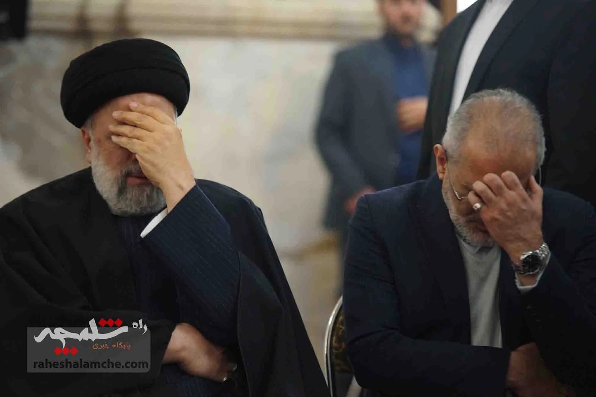 همه شخصیتهایی که در مراسم ترحیم آیتالله امام کاشانی حضور داشتند +تصاویر — تصویر 50