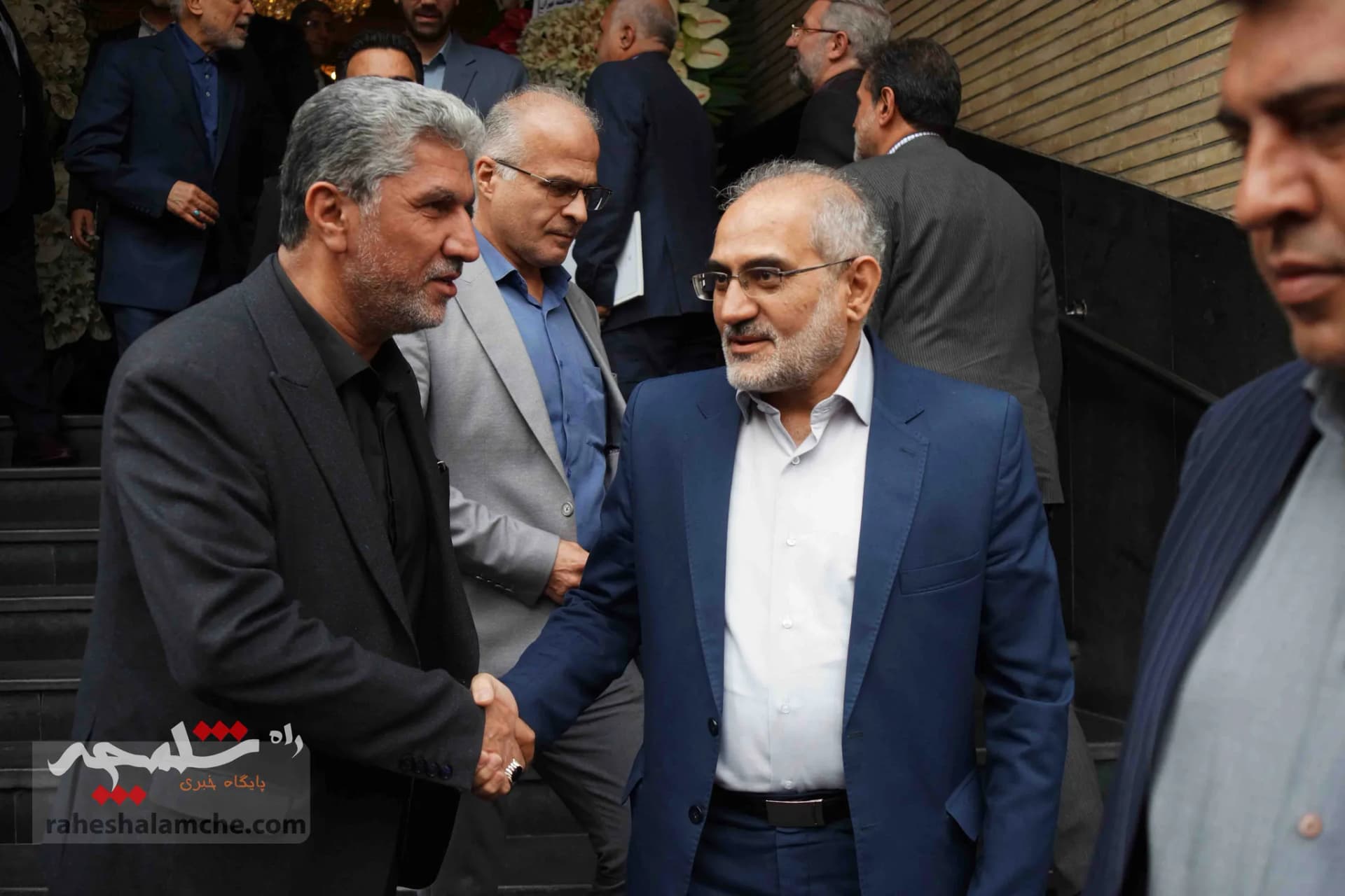 مراسم ختم مادر همسر منوچهر متکی چه خبر بود؟ +تصاویر کامل — تصویر 53