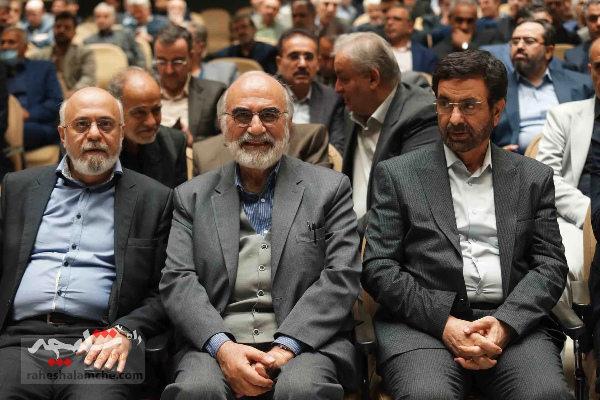 مراسم ختم مادر همسر منوچهر متکی چه خبر بود؟ +تصاویر کامل — تصویر 132