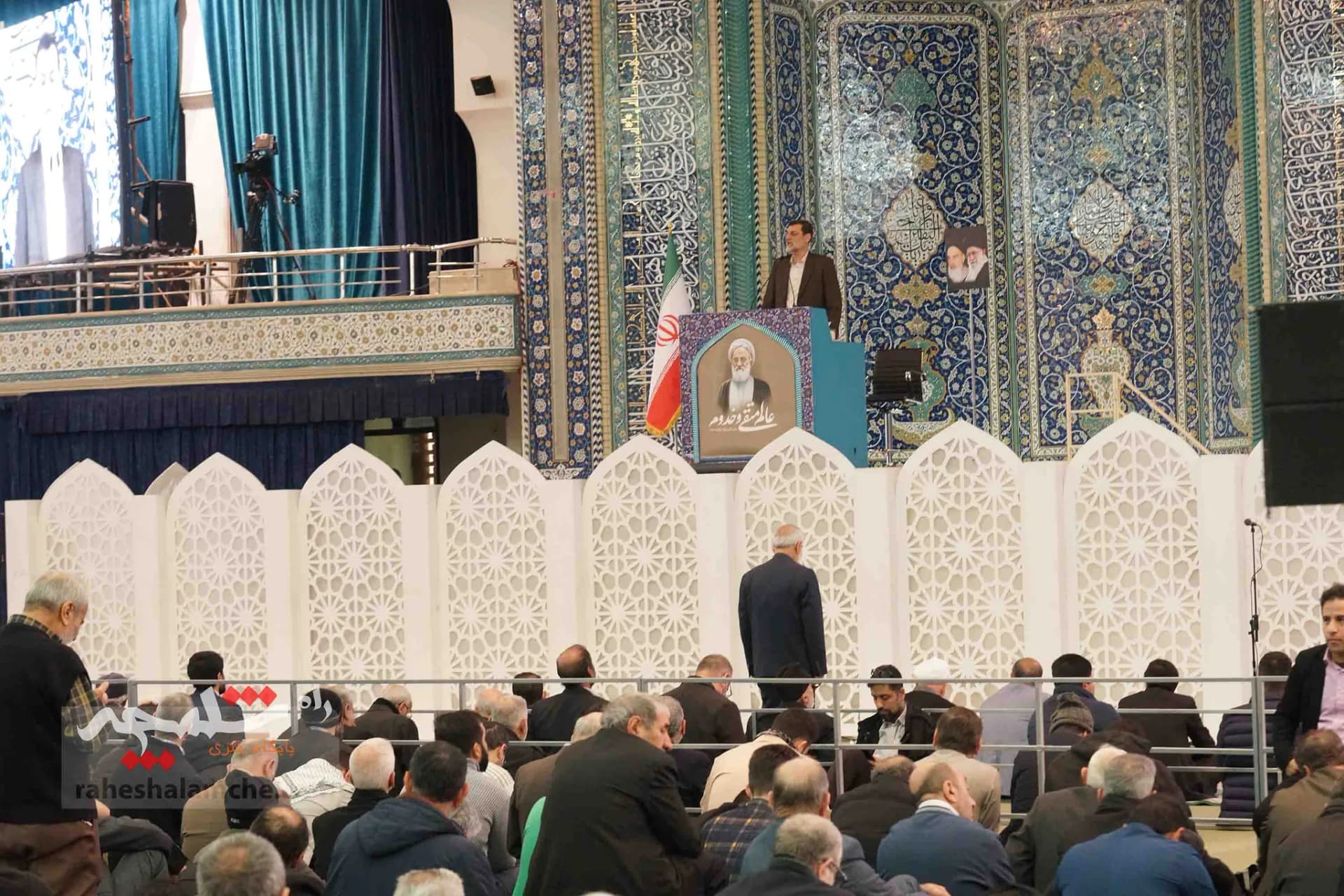 نمازجمعه این هفته تهران به امامت آیتالله خاتمی برگزار شد +تصاویر — تصویر 8